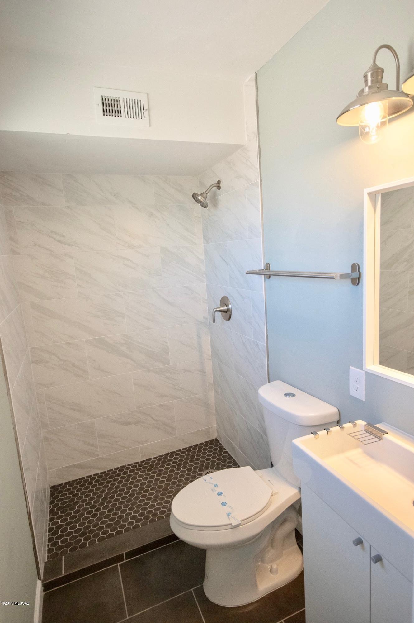 Centennial Park (1-160) - Residential