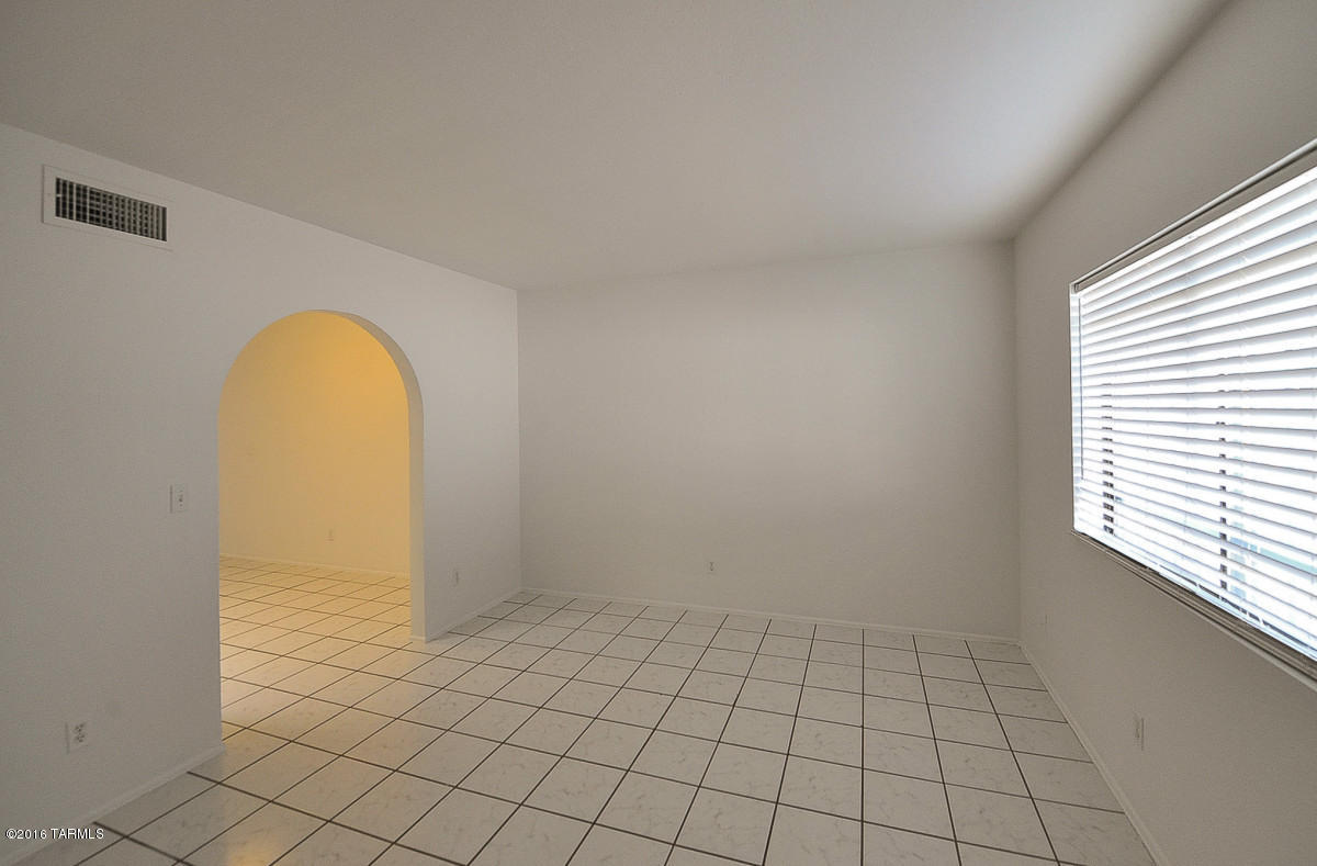 Western Winds Townhouses (1-37) - Residential