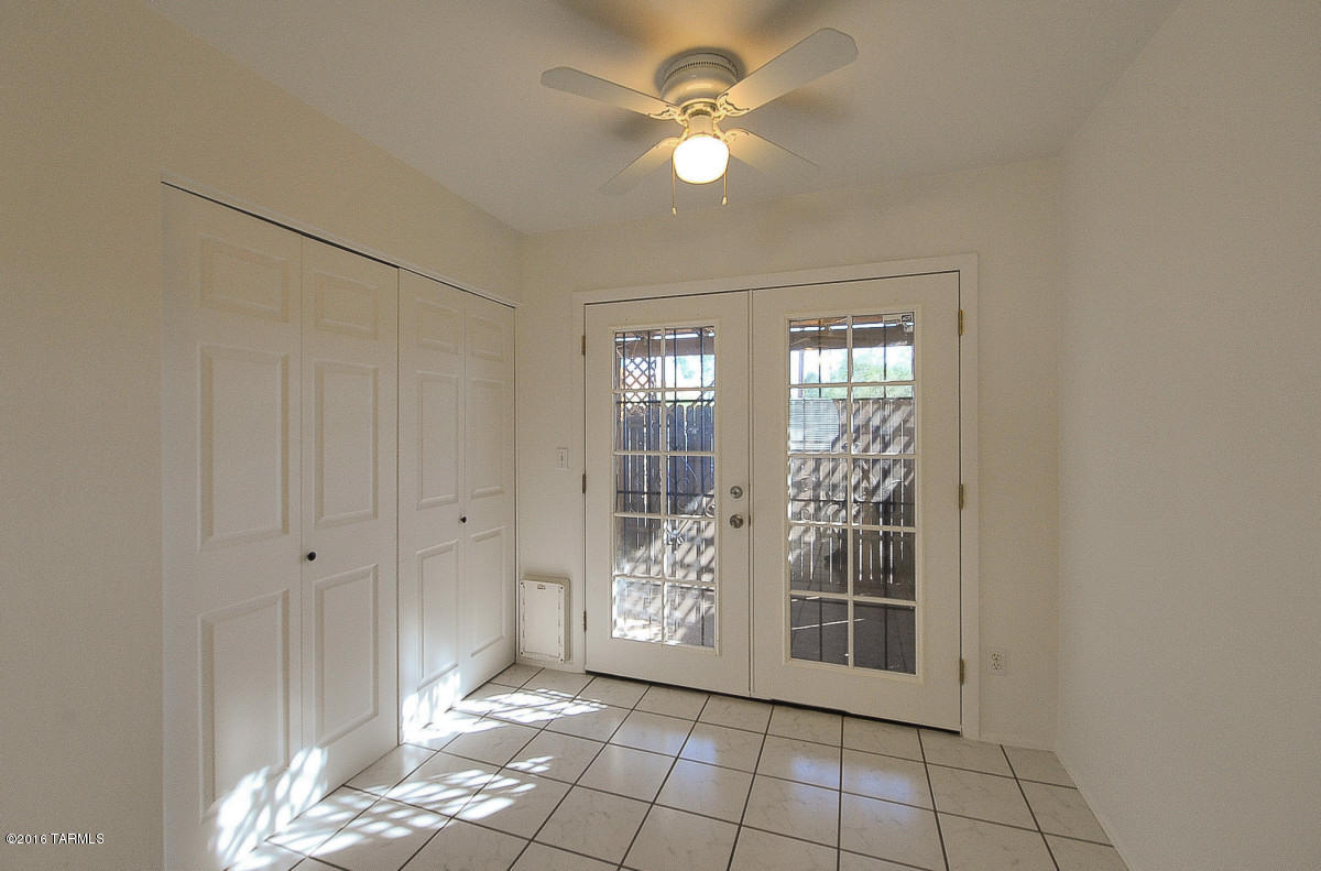 Western Winds Townhouses (1-37) - Residential