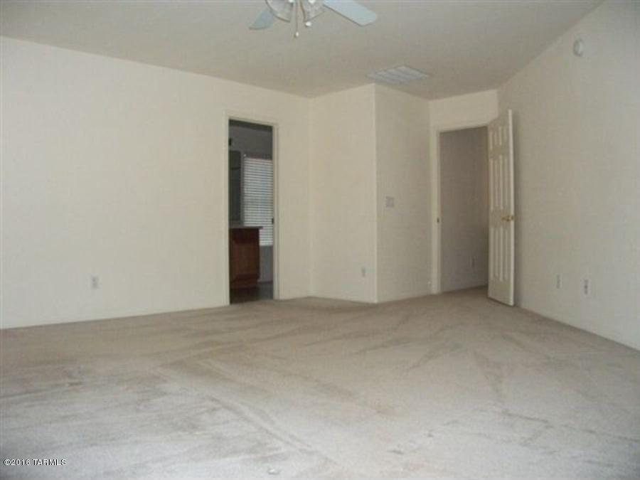 Rancho Del Lago (1-100) - Residential Lease