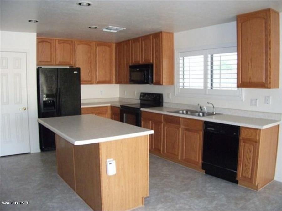 Rancho Del Lago (1-100) - Residential Lease