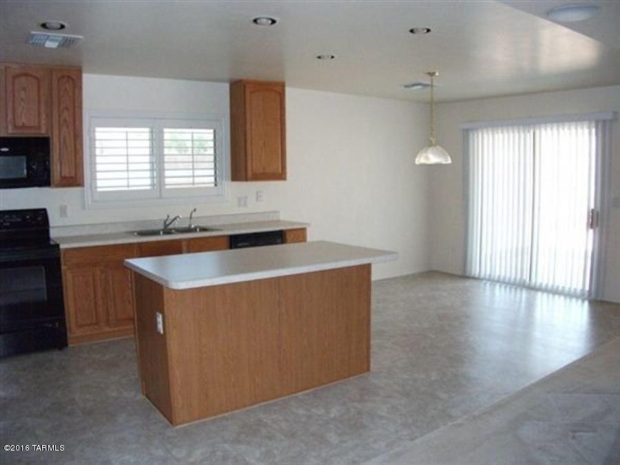 Rancho Del Lago (1-100) - Residential Lease