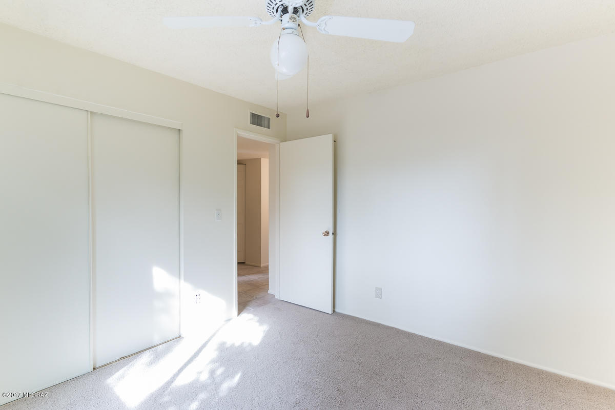 Broadway East (113-253) - Residential