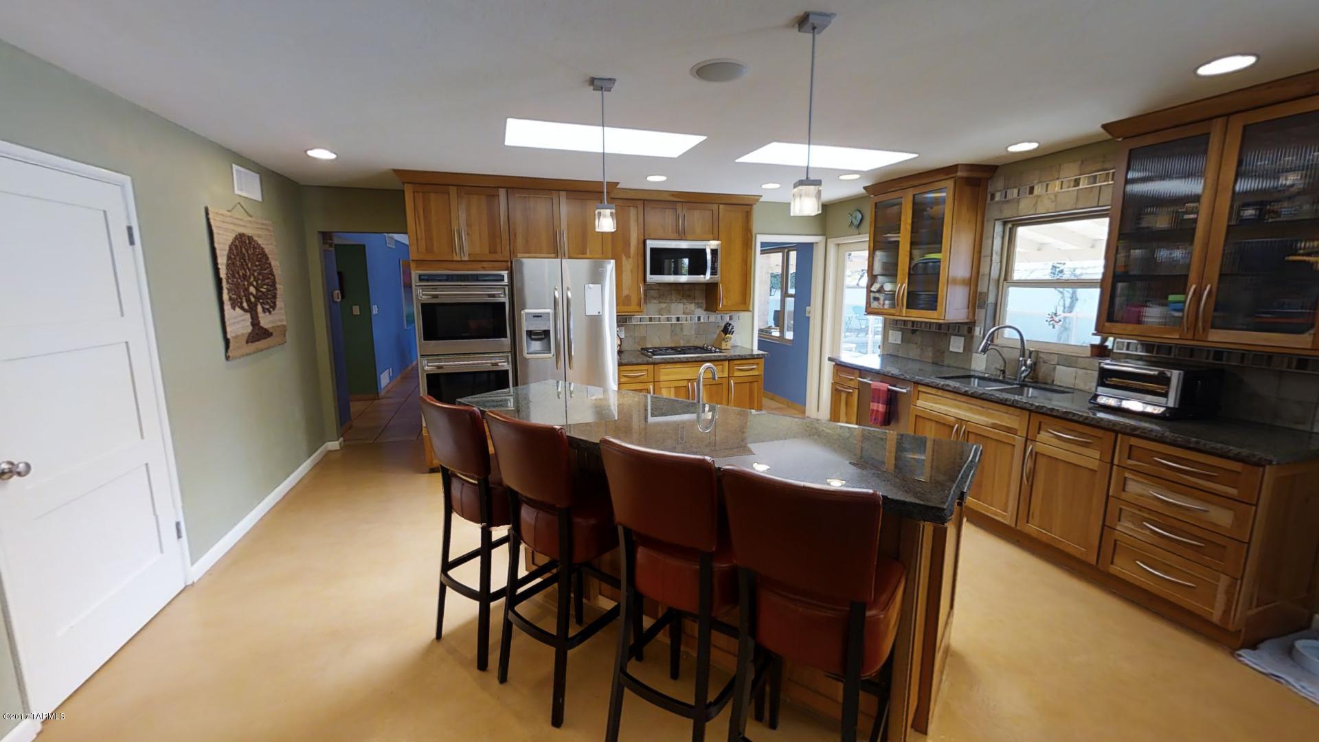 Crest View - Residential