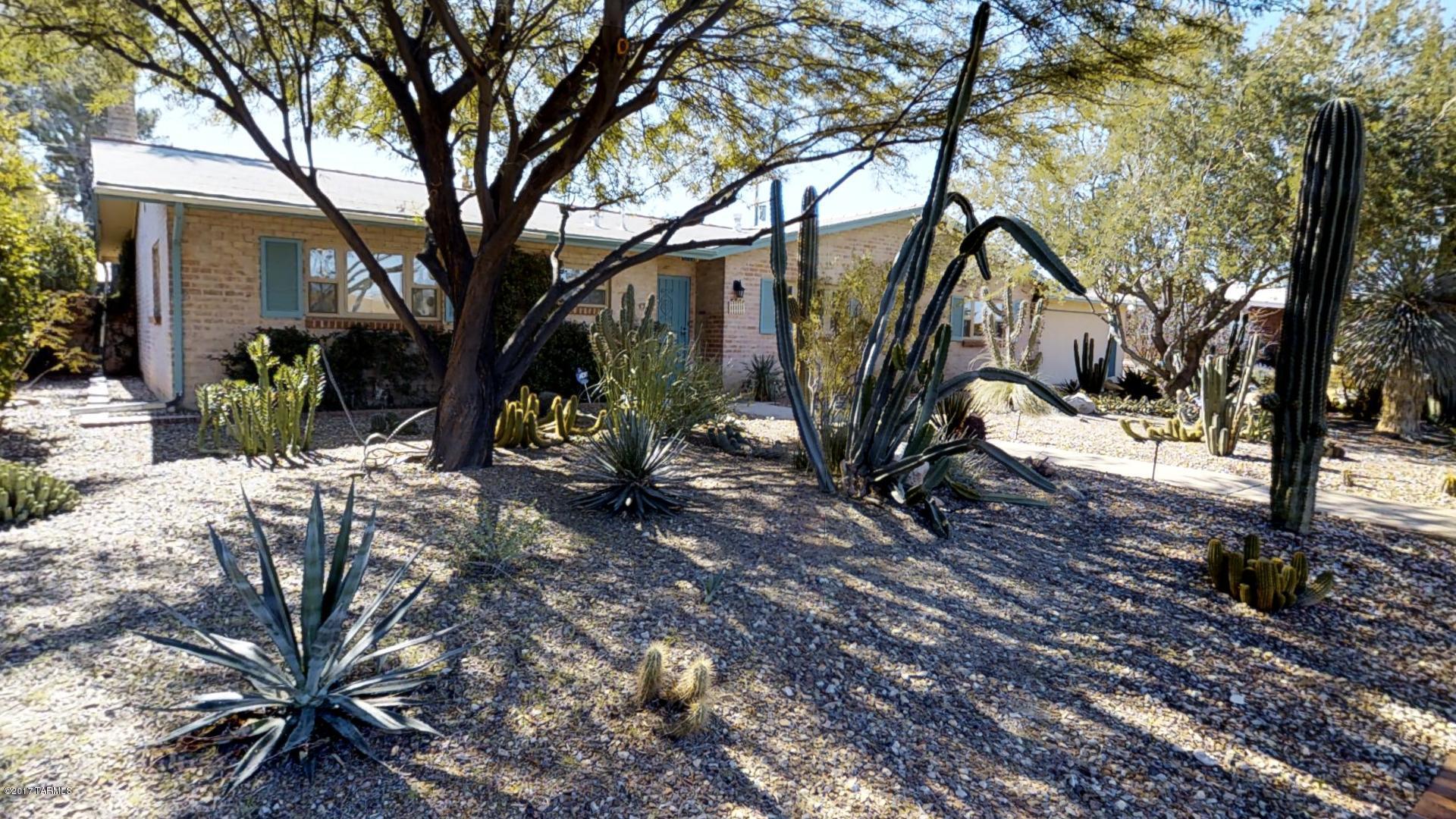 Crest View - Residential