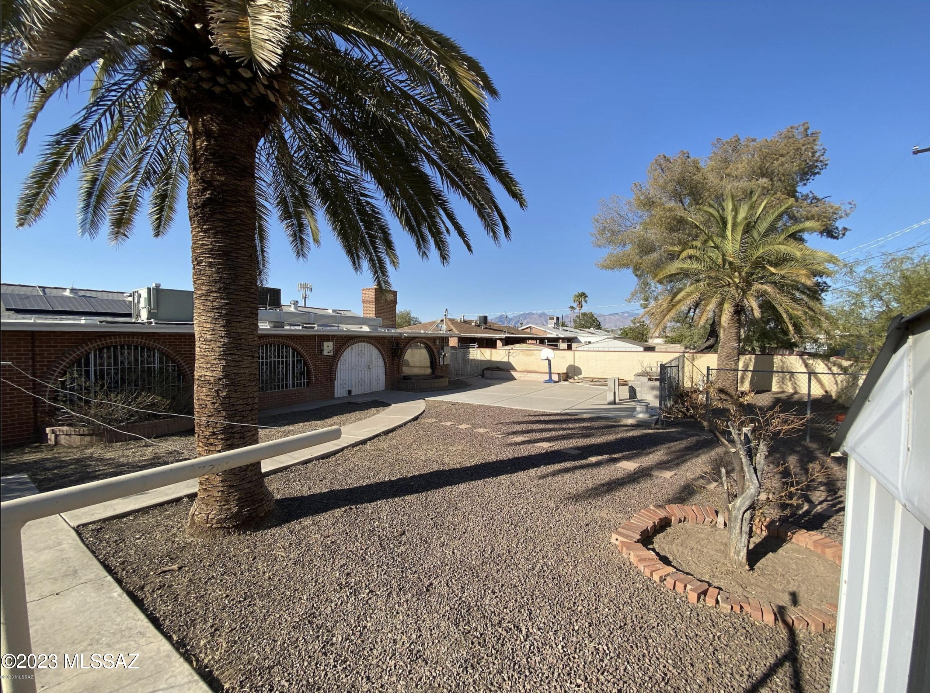 Country Club Park - Residential