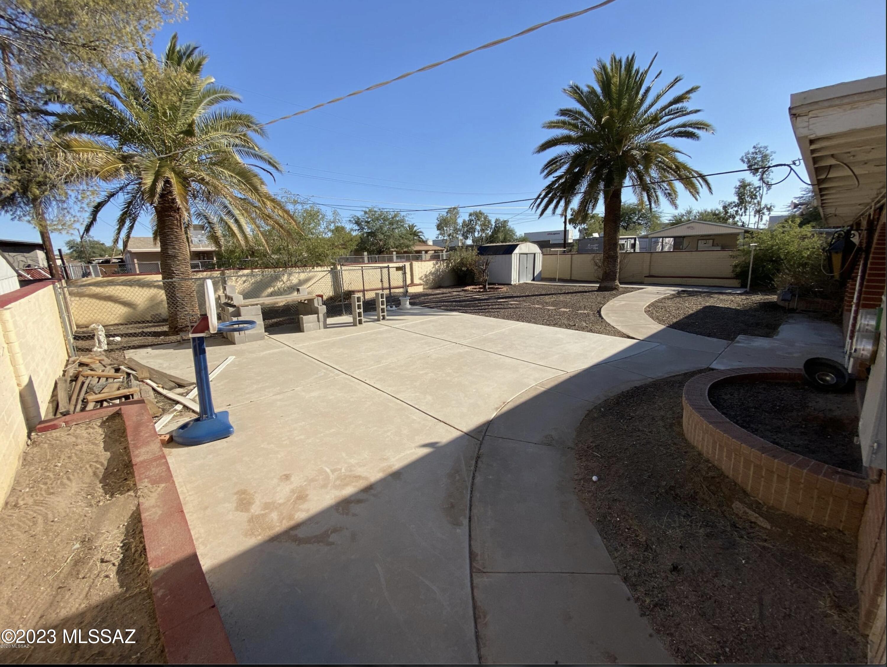 Country Club Park - Residential