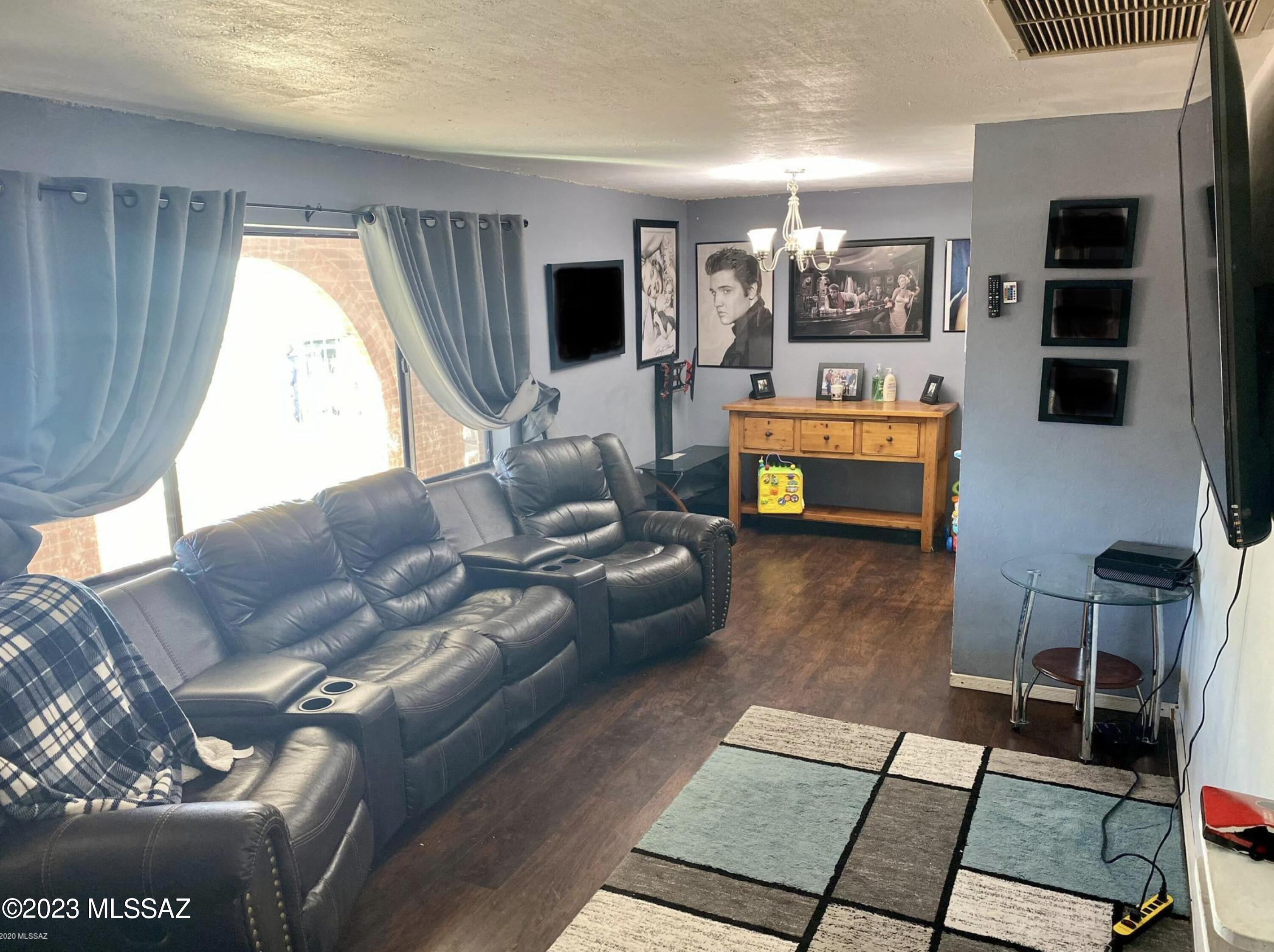 Country Club Park - Residential
