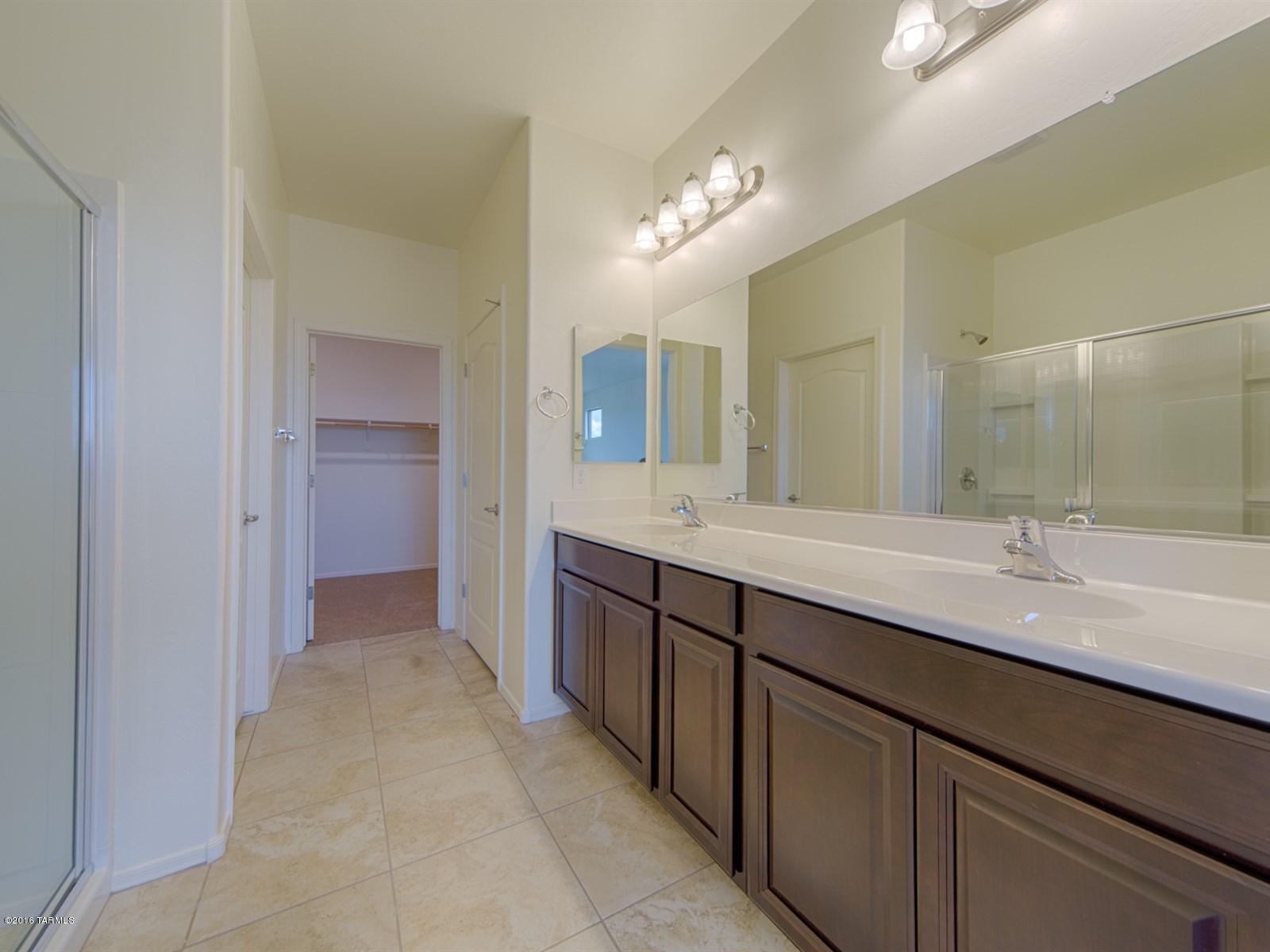 La Estancia De Tucson (1-330) - Residential
