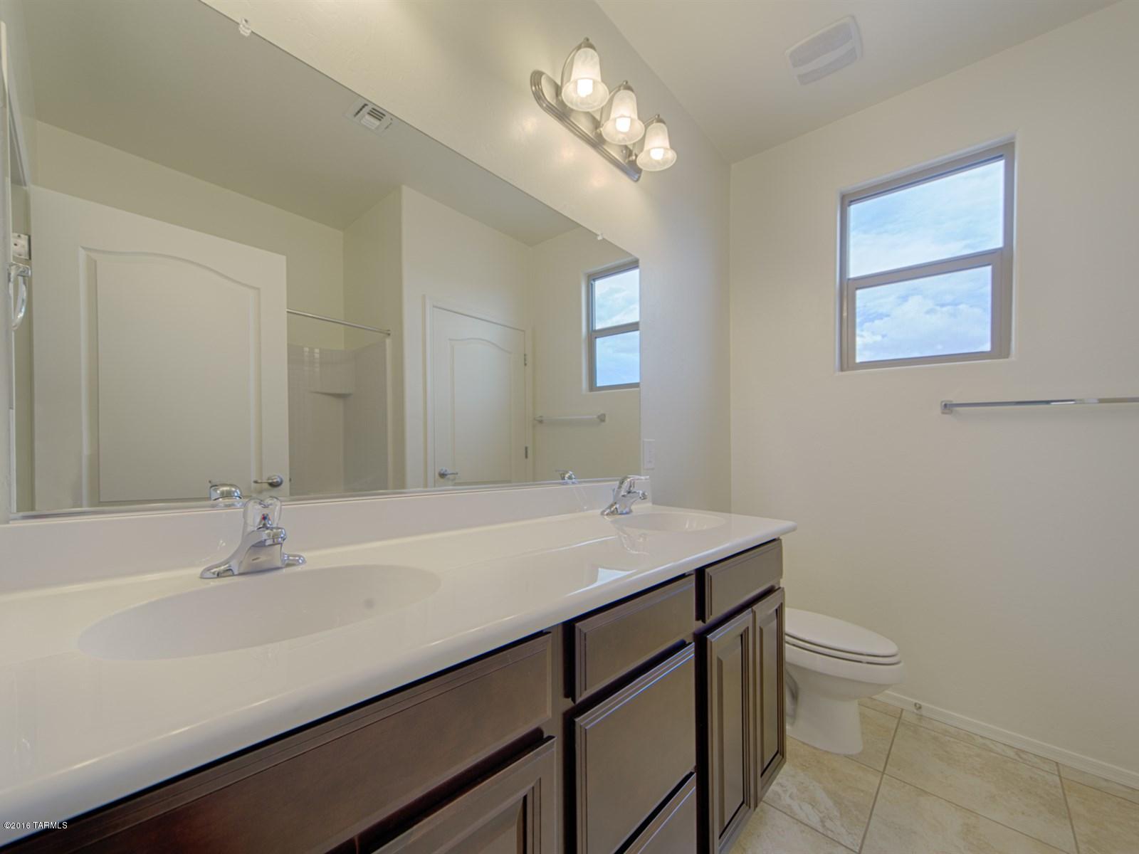La Estancia De Tucson (1-330) - Residential