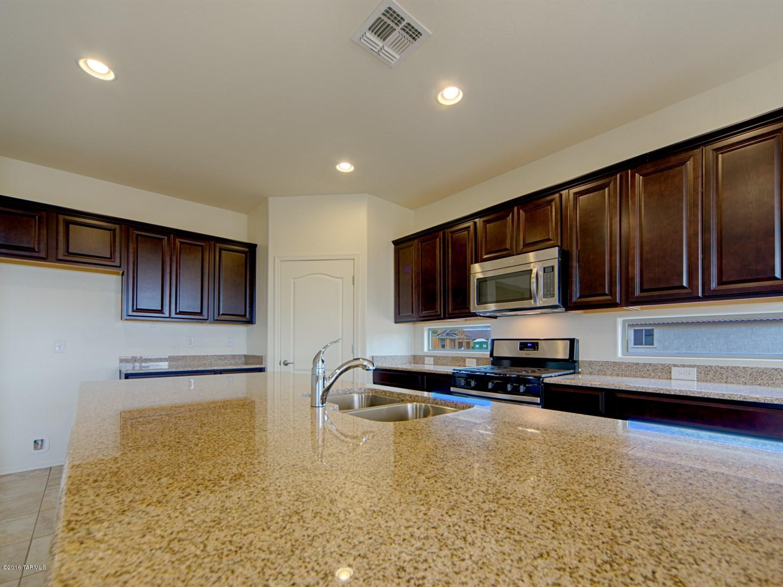 La Estancia De Tucson (1-330) - Residential