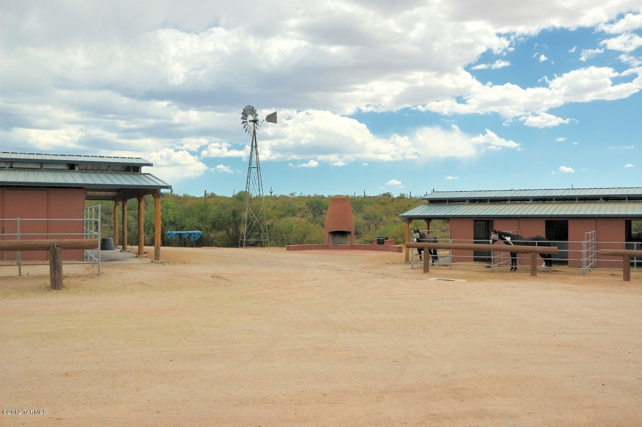 Coyote Creek (1-395) - Land