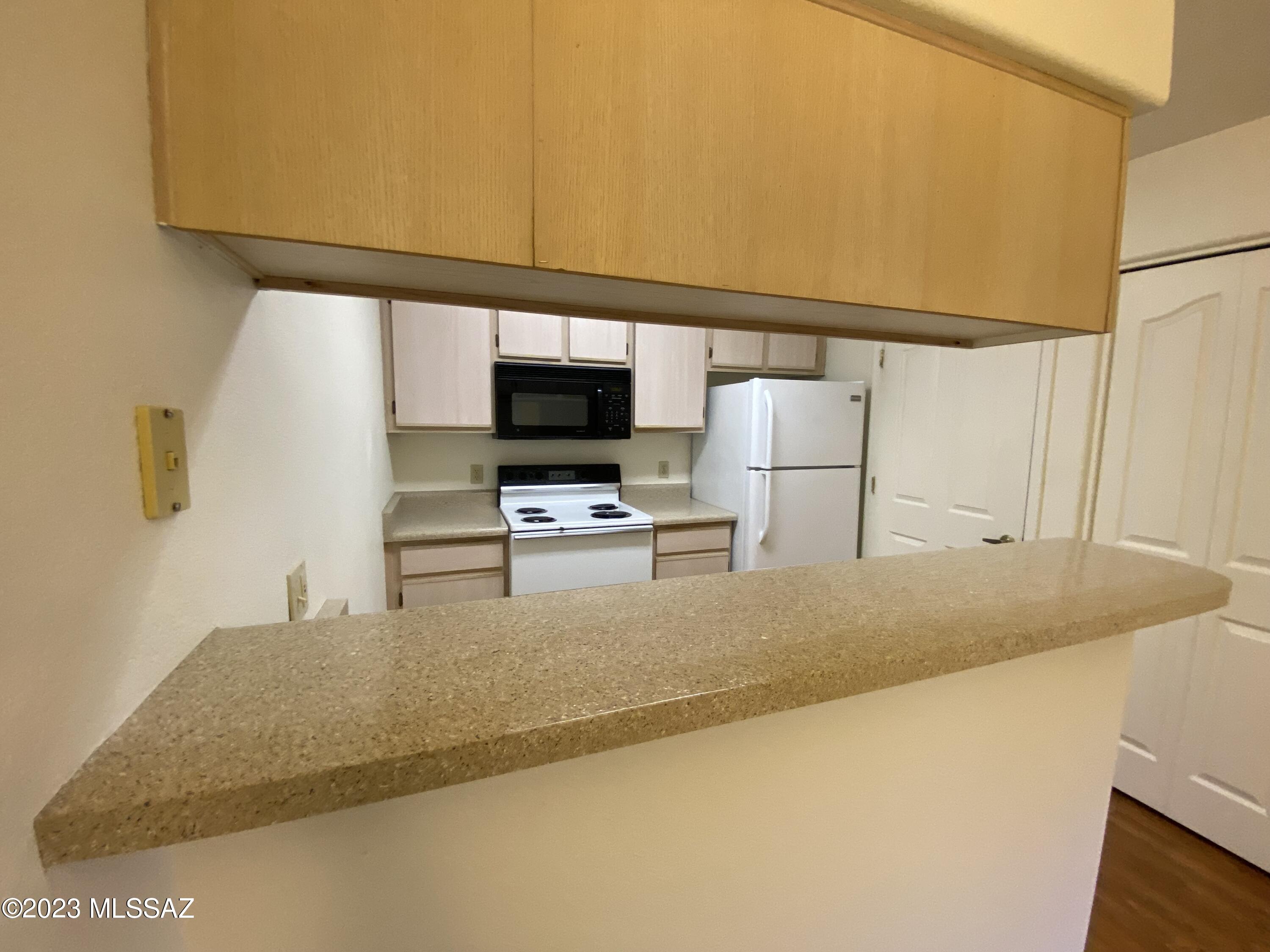 Veranda at Ventana Condominiums - Residential Lease
