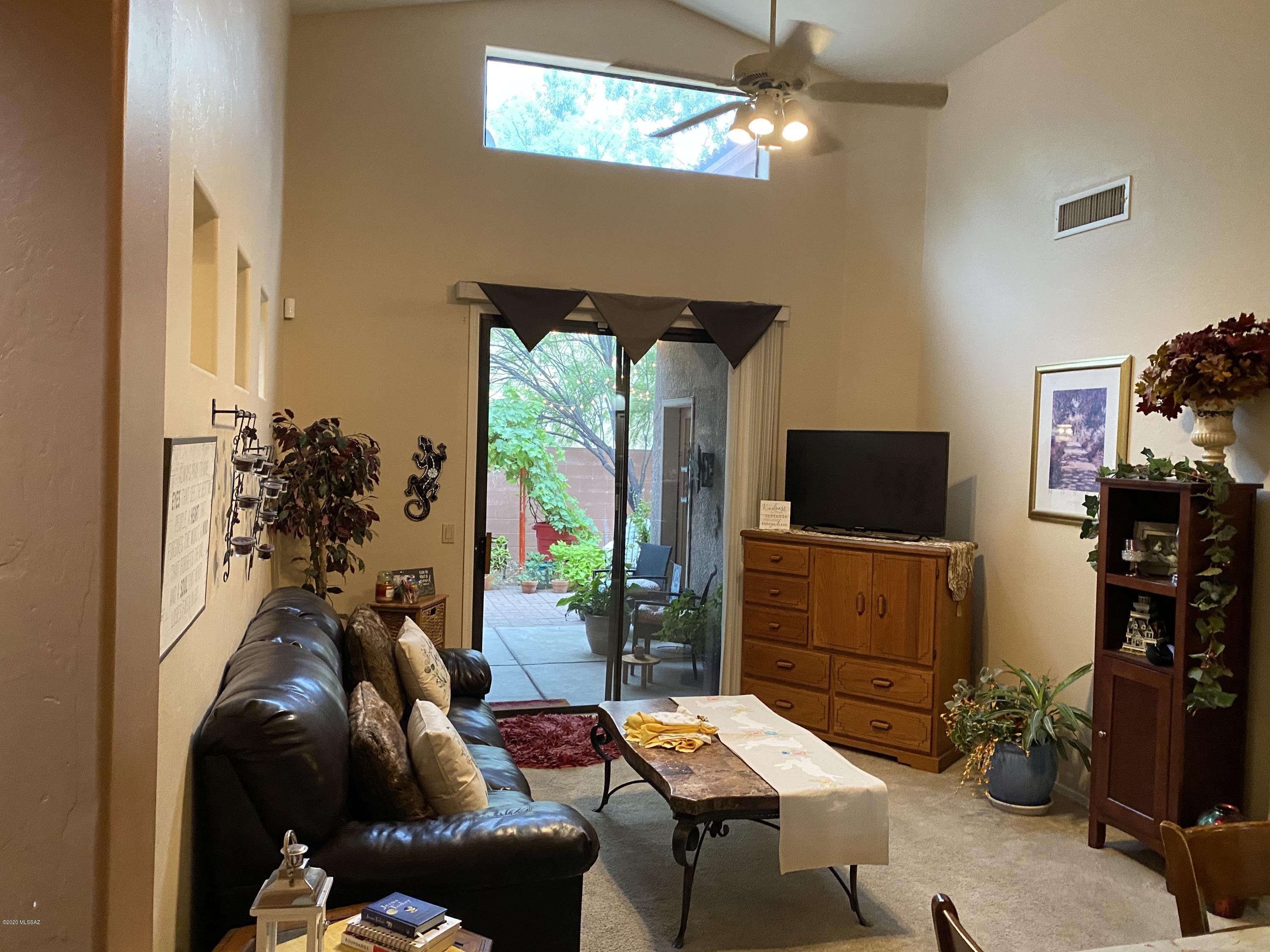 Catalina Point (1-32) - Residential
