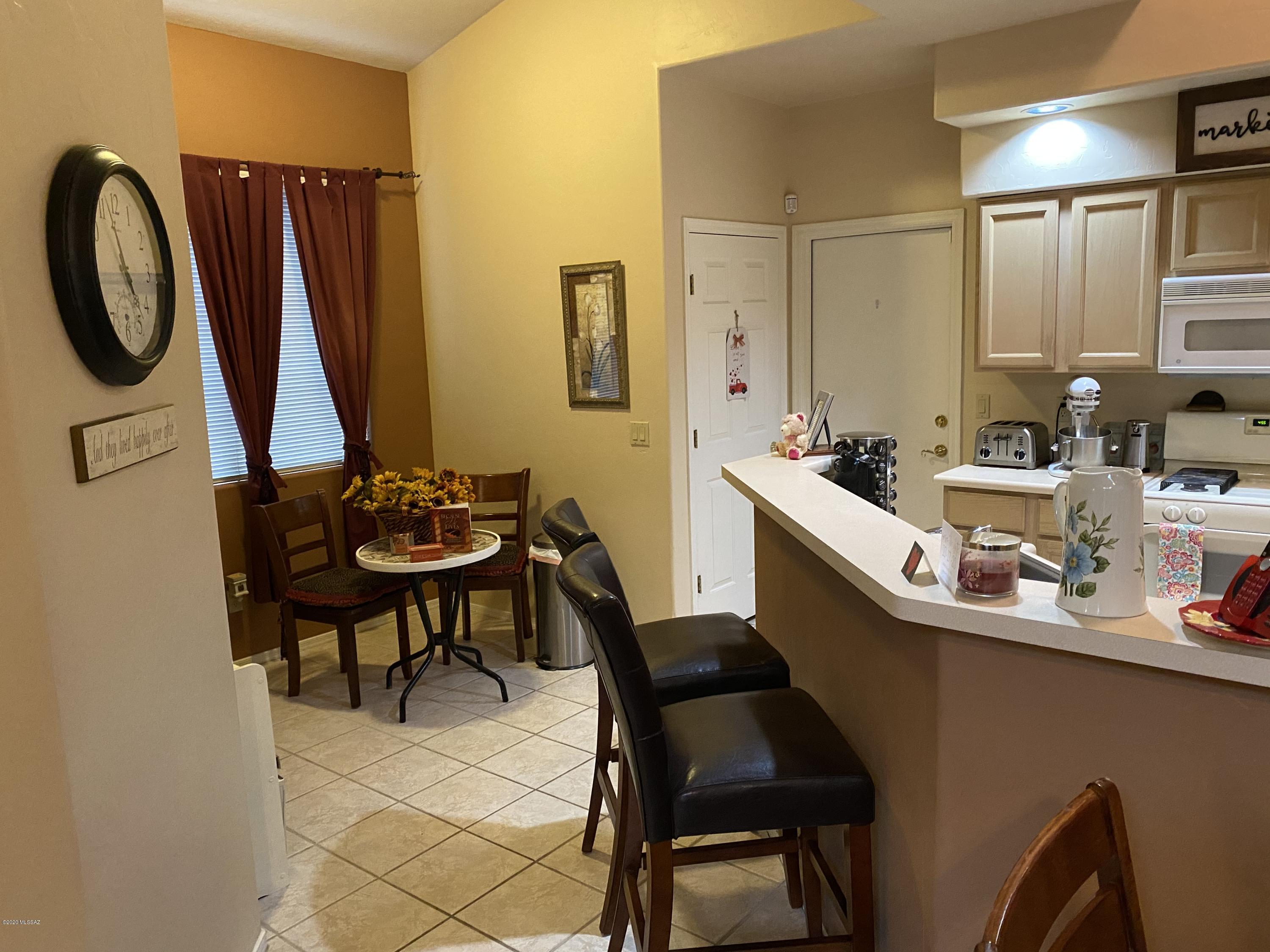 Catalina Point (1-32) - Residential