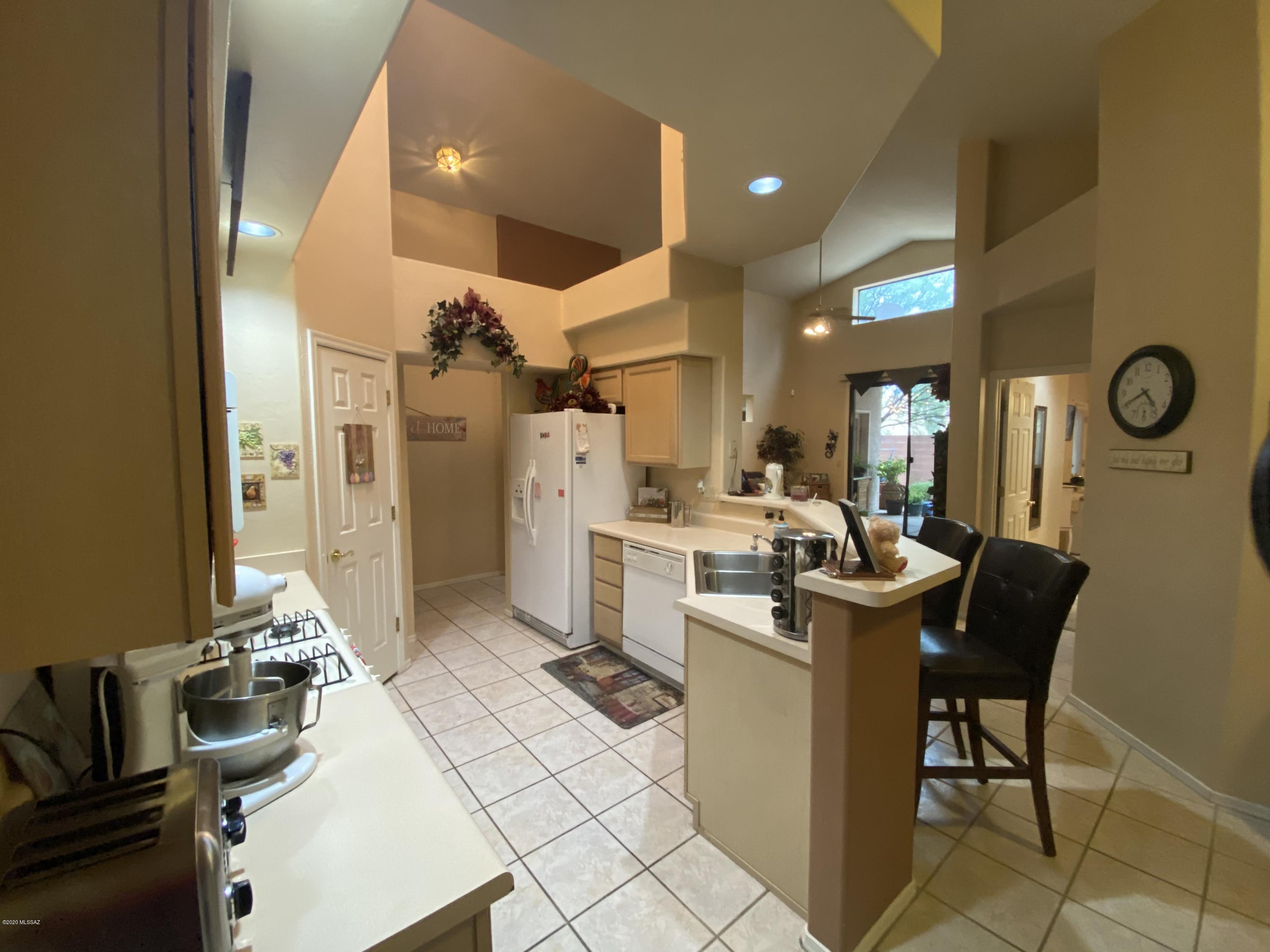 Catalina Point (1-32) - Residential