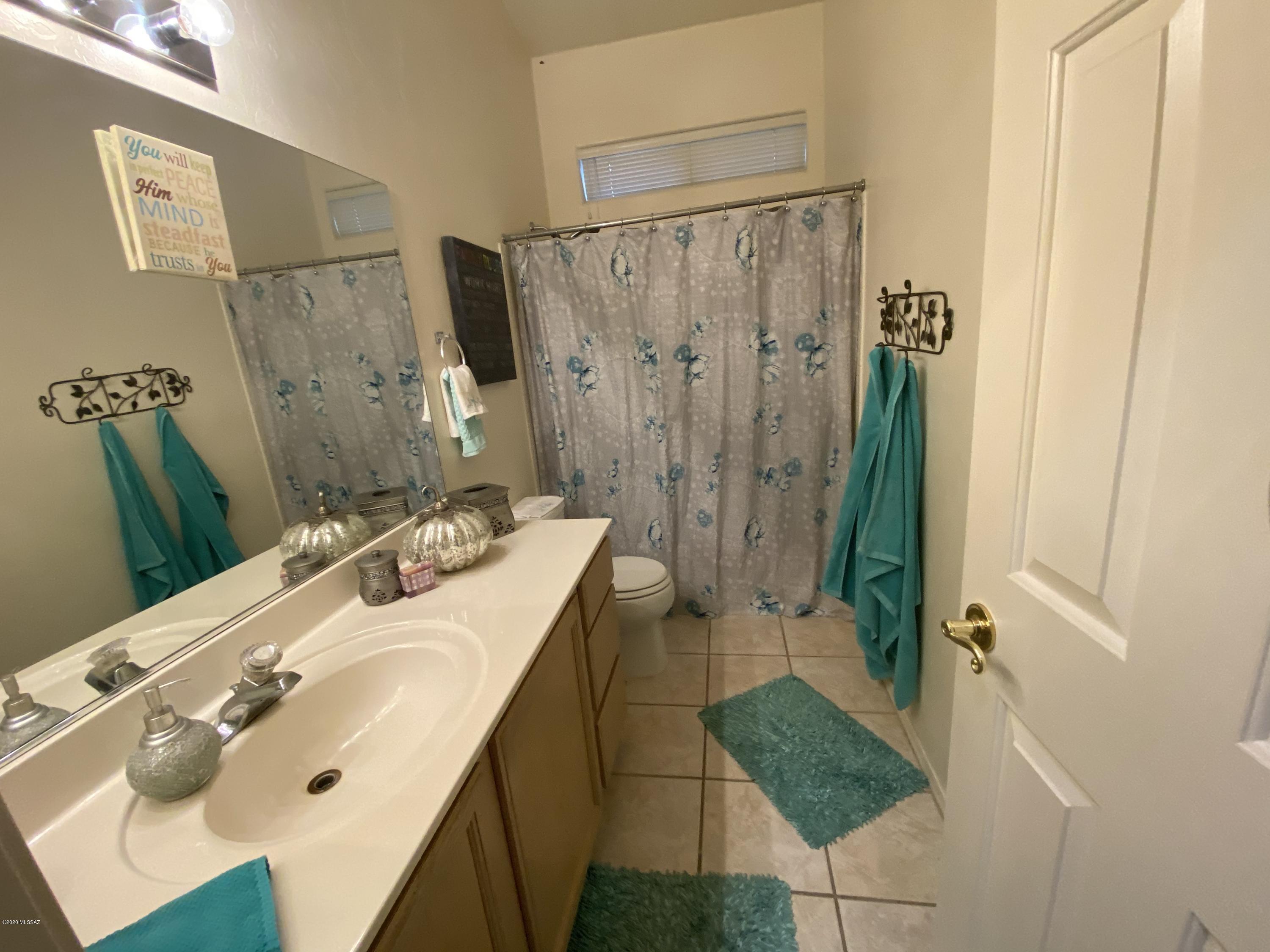 Catalina Point (1-32) - Residential
