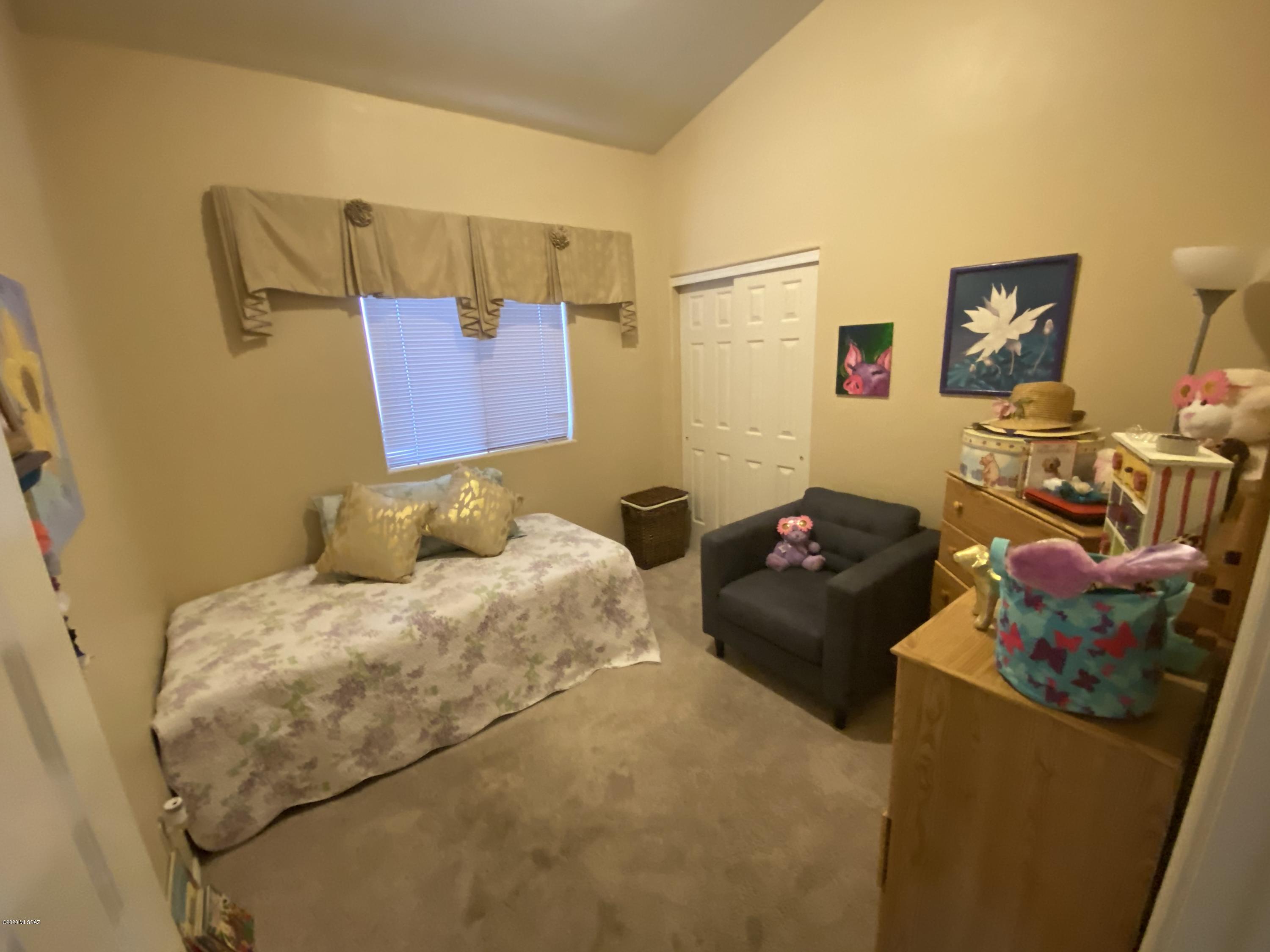 Catalina Point (1-32) - Residential