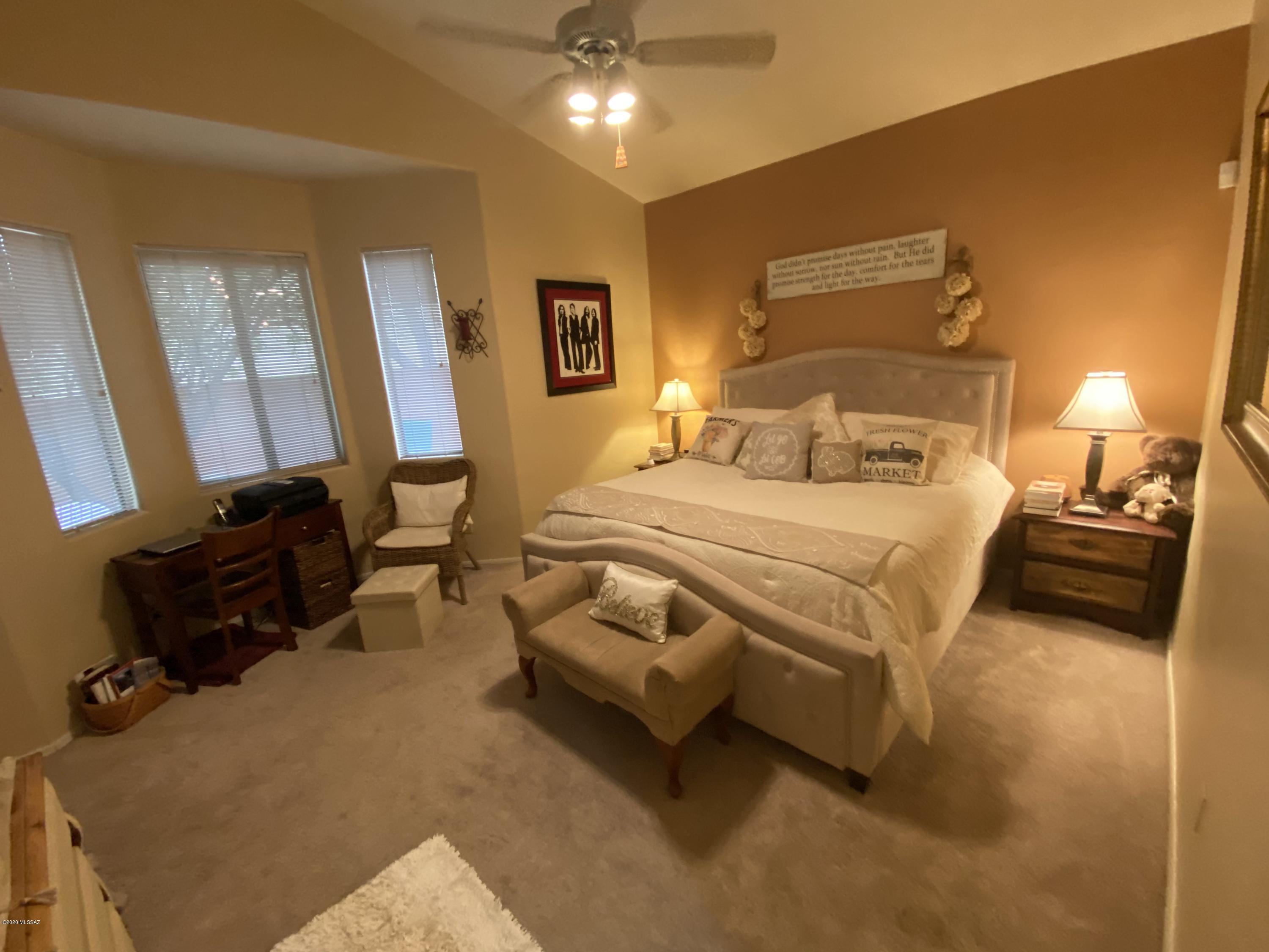 Catalina Point (1-32) - Residential