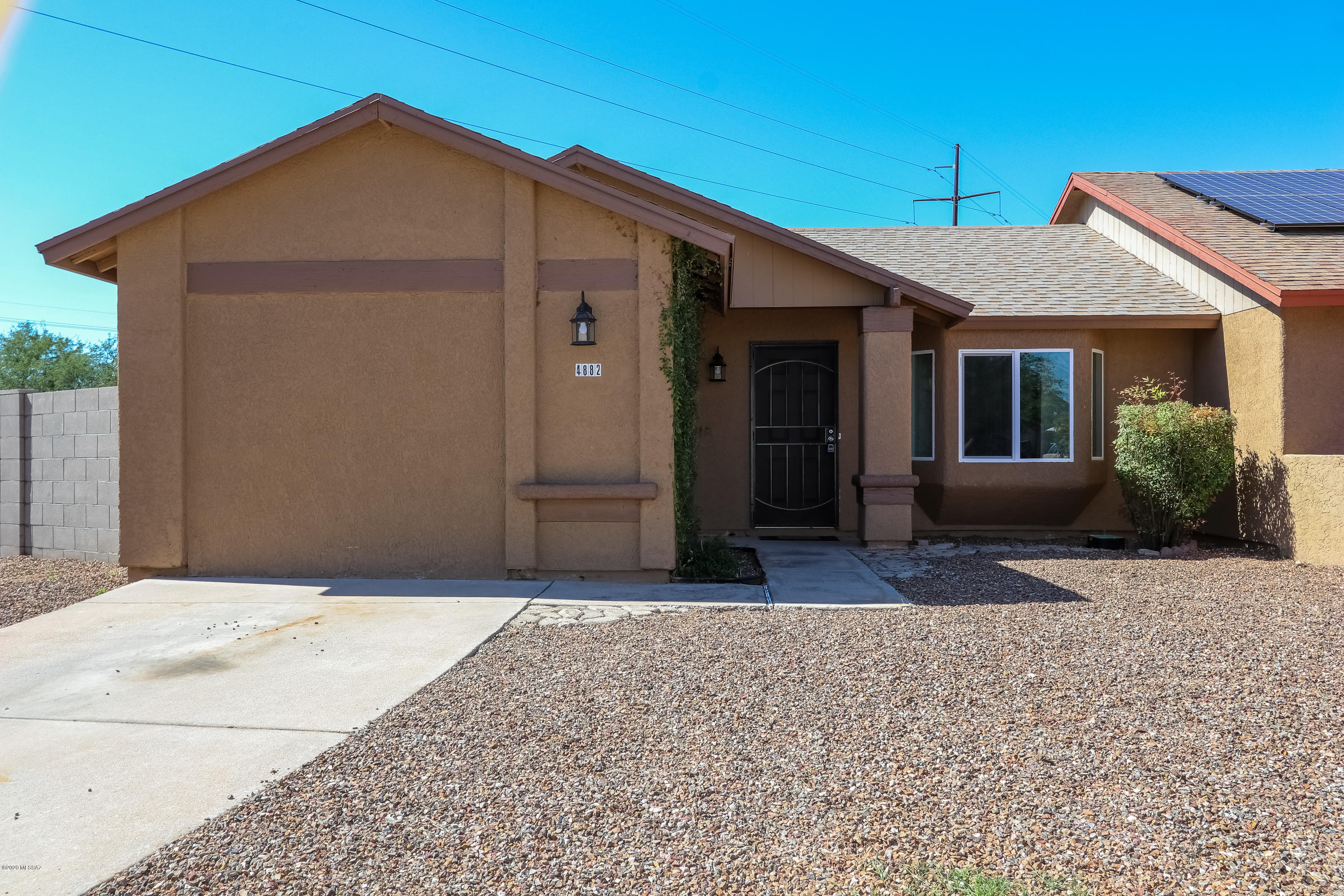 Stunning starter home!  This home has been fully renovated and like new !  This one wont last !  Great location quick to Pima College DMAFB, Freeway, Riverwalk, Bike Park, buslines and shopping
