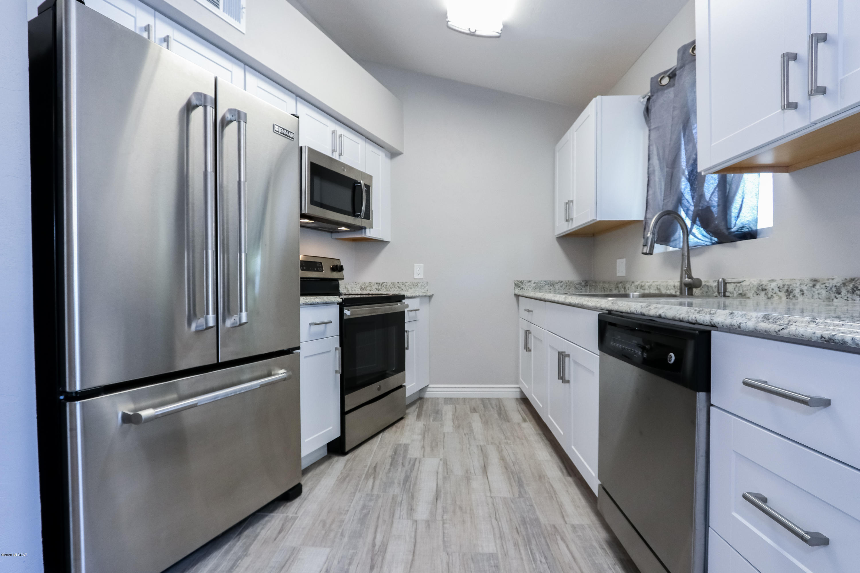 Fairway Villas (71-128) - Residential