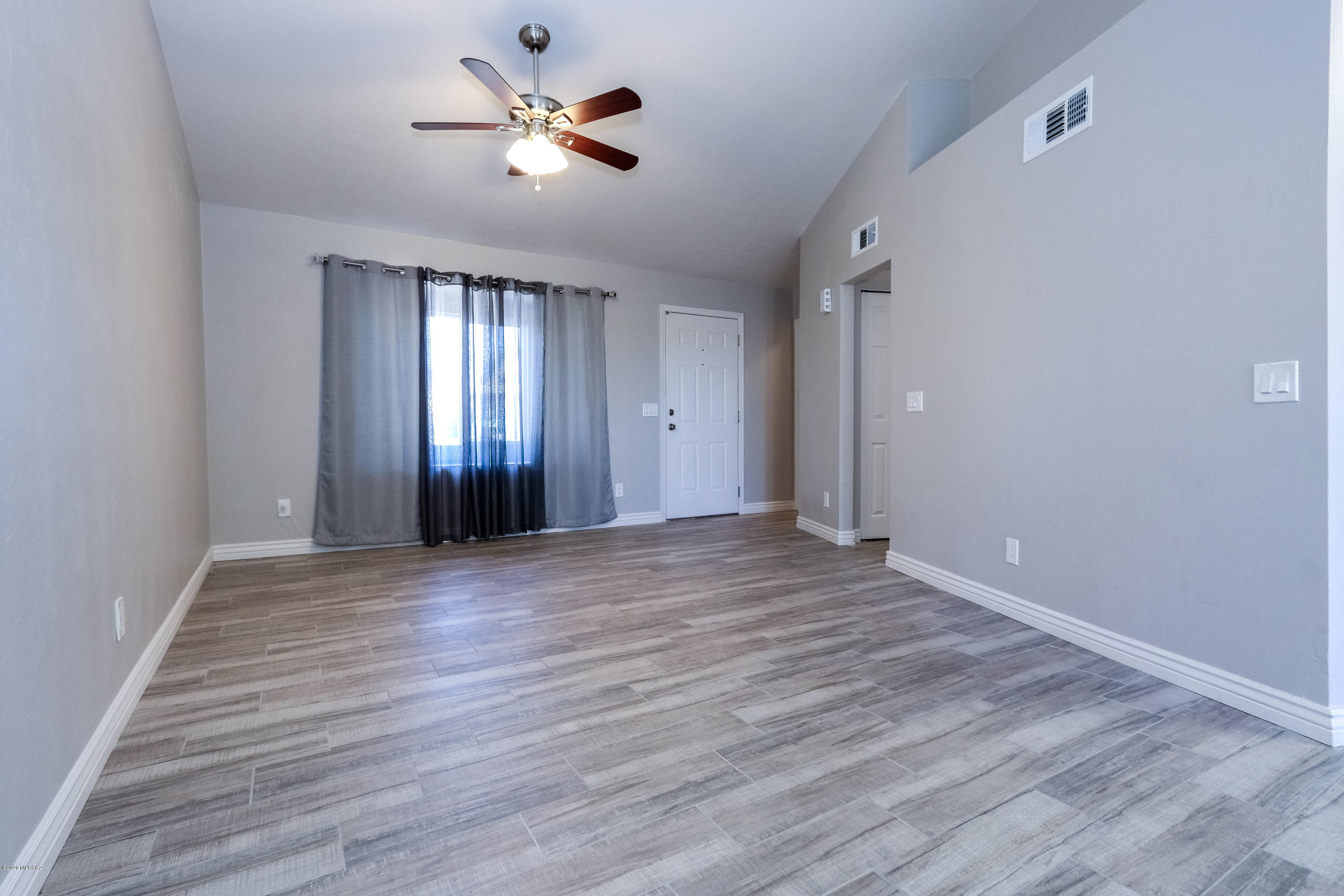 Fairway Villas (71-128) - Residential