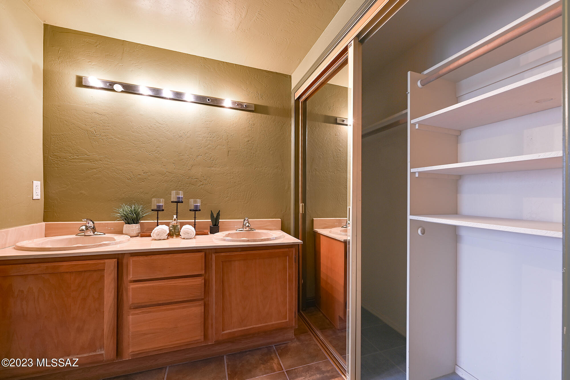 Del Cerro Estates NO. 4 (1-60) - Residential