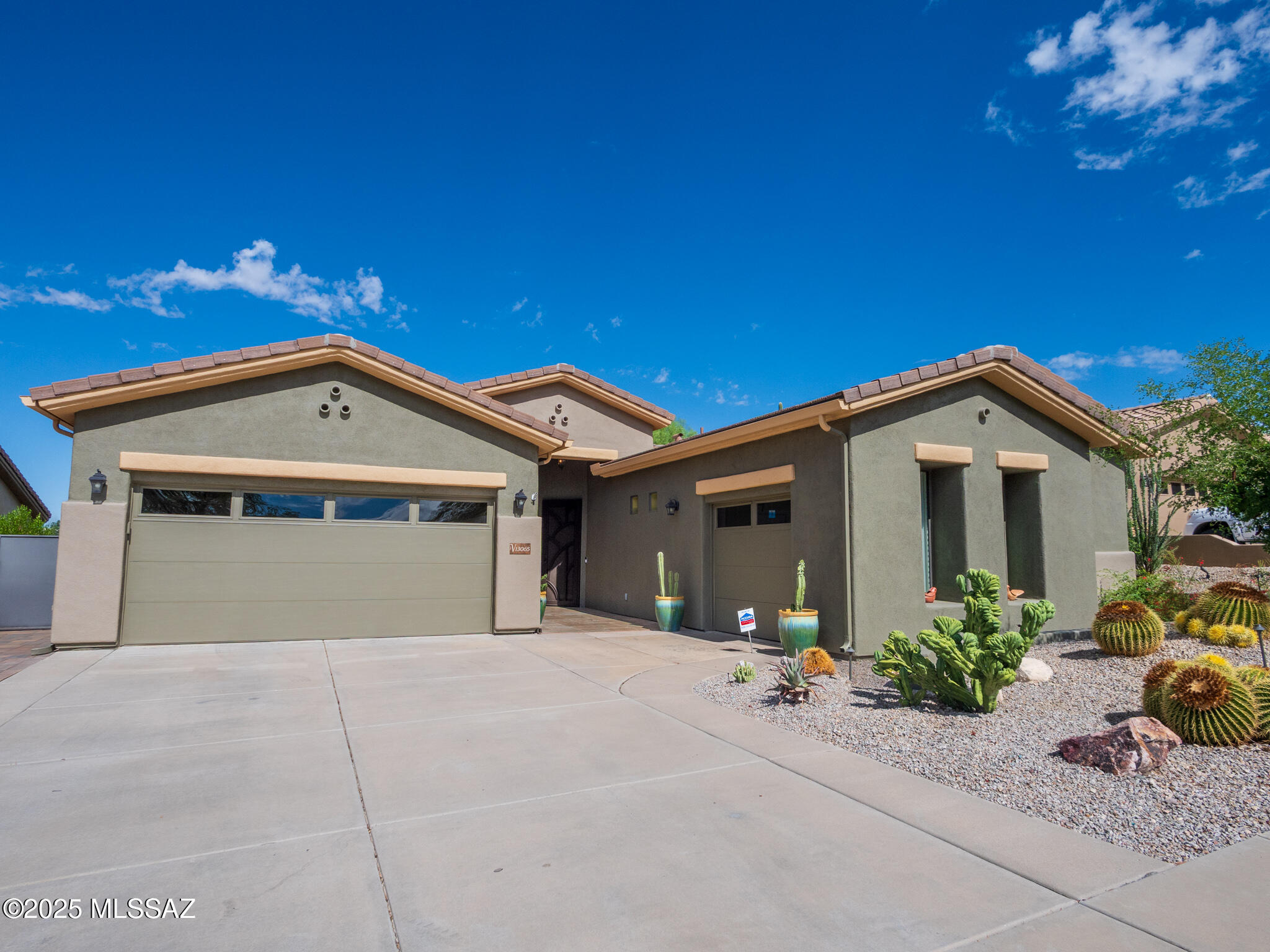 Bluffs at Dove Mountain Phase II - Residential Lease