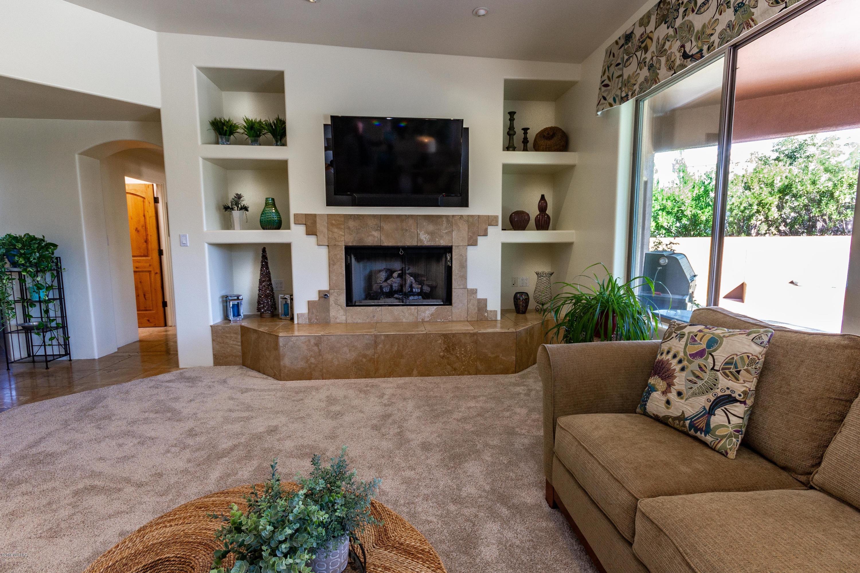Monte Del Oro (1-187) - Residential