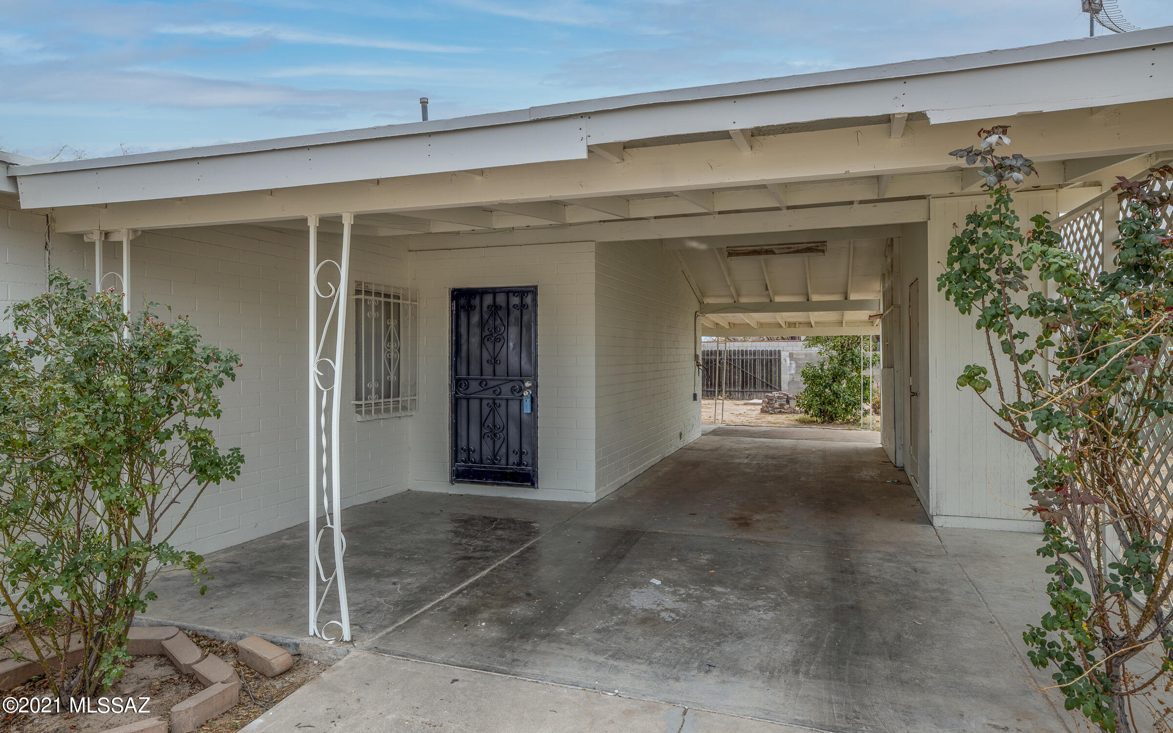 Mission Heights (235-305) - Residential
