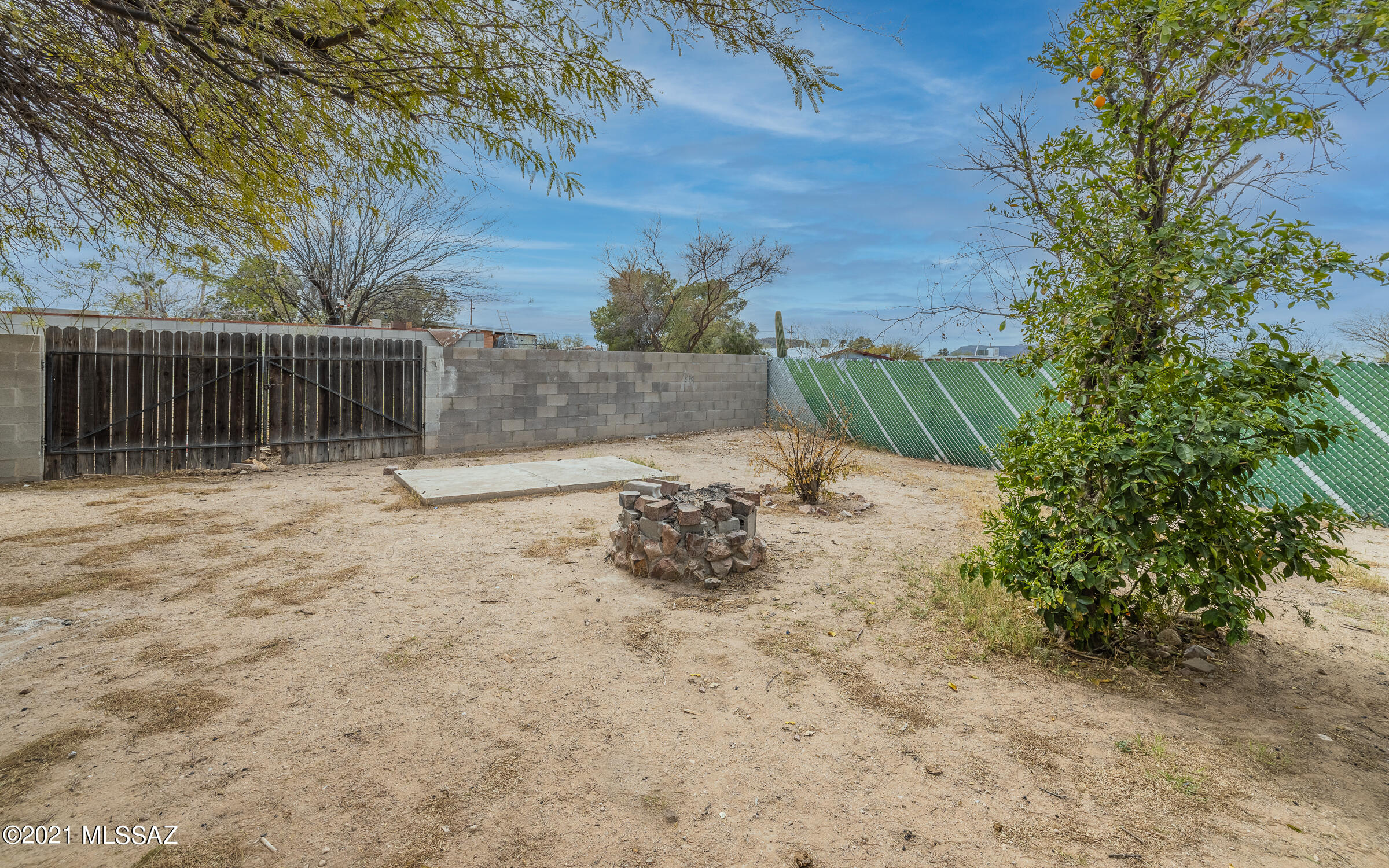 Mission Heights (235-305) - Residential