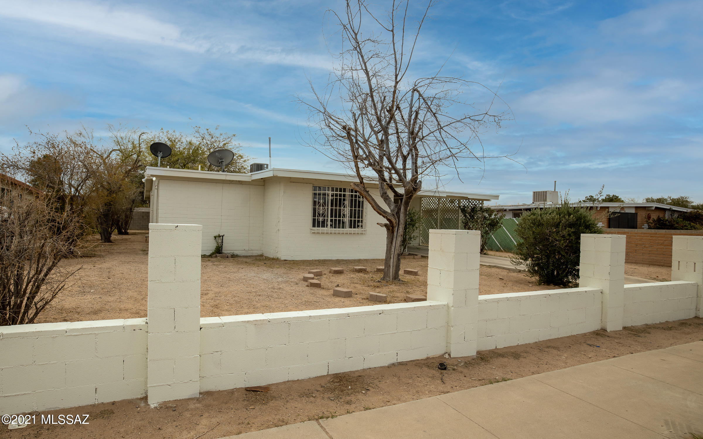Mission Heights (235-305) - Residential