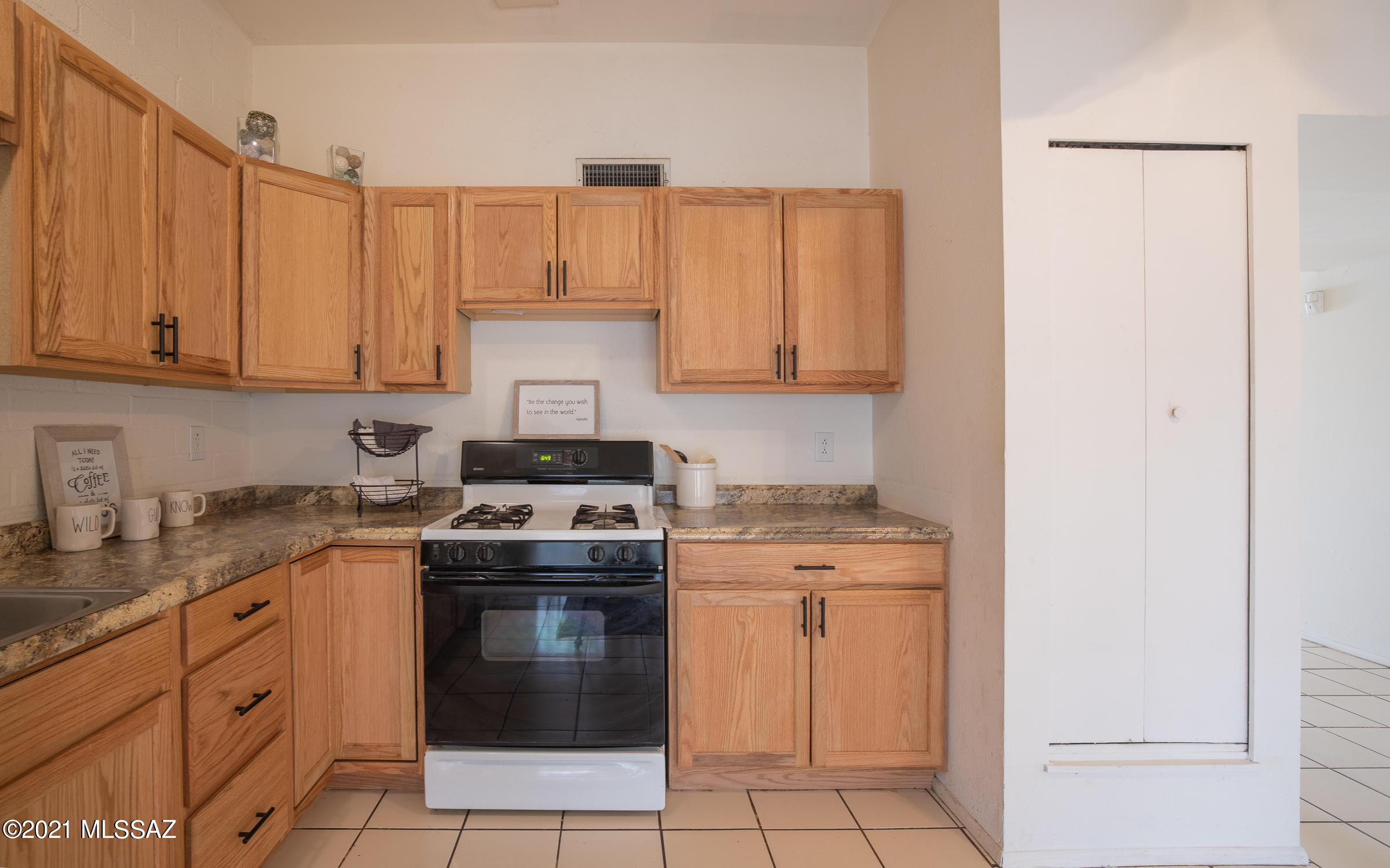 Mission Heights (235-305) - Residential