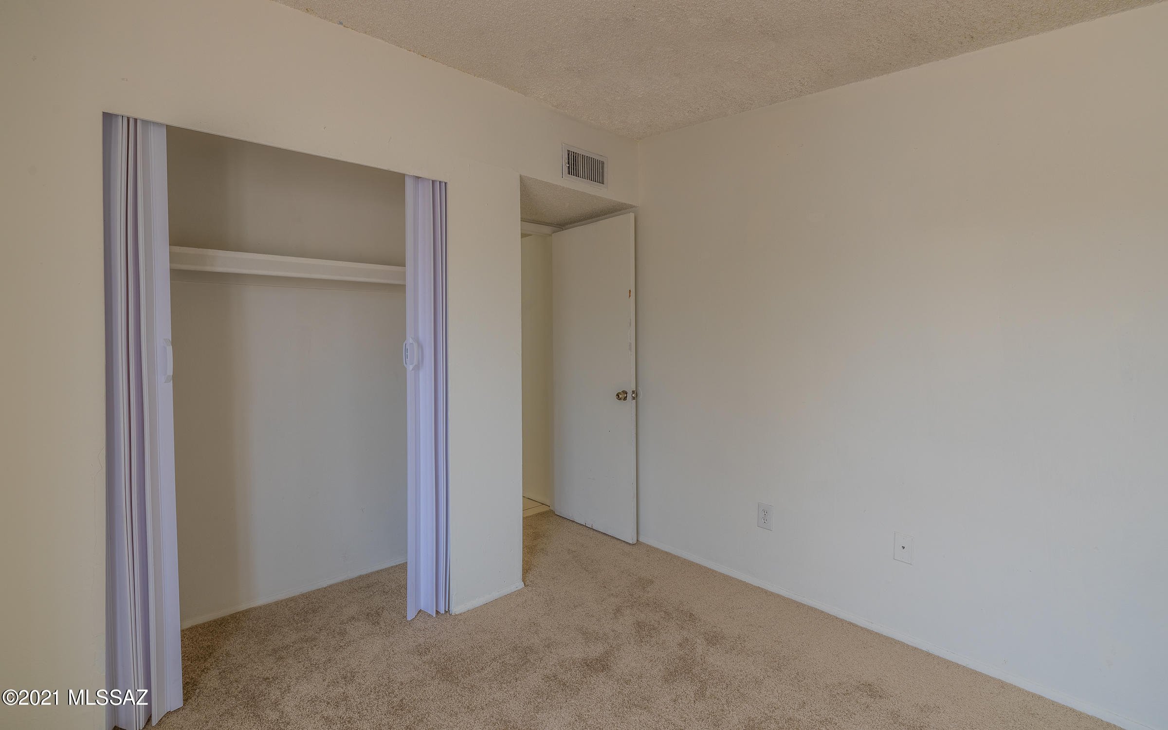 Mission Heights (235-305) - Residential