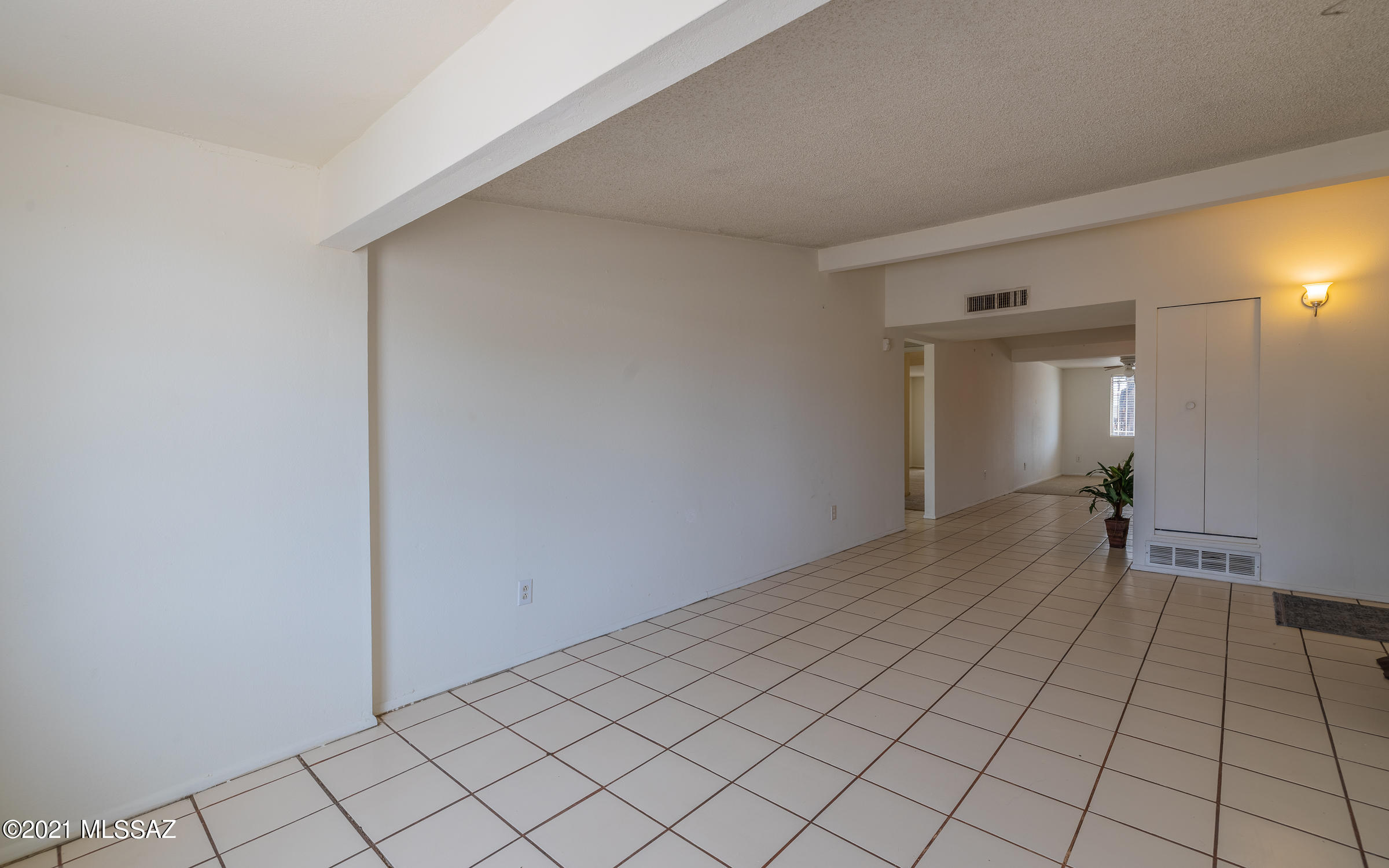 Mission Heights (235-305) - Residential