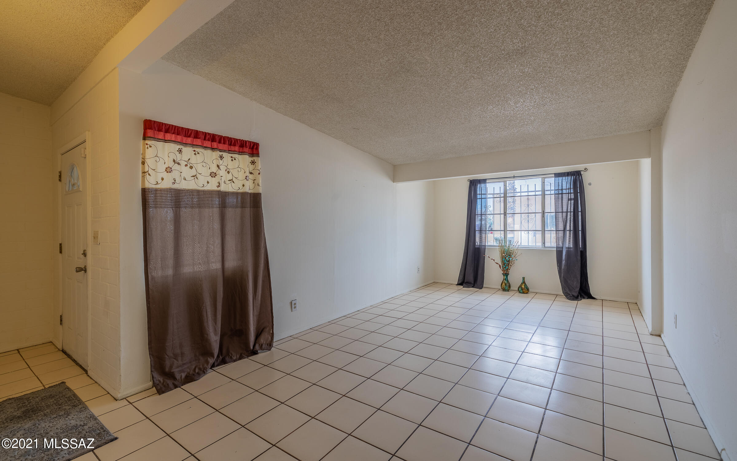 Mission Heights (235-305) - Residential