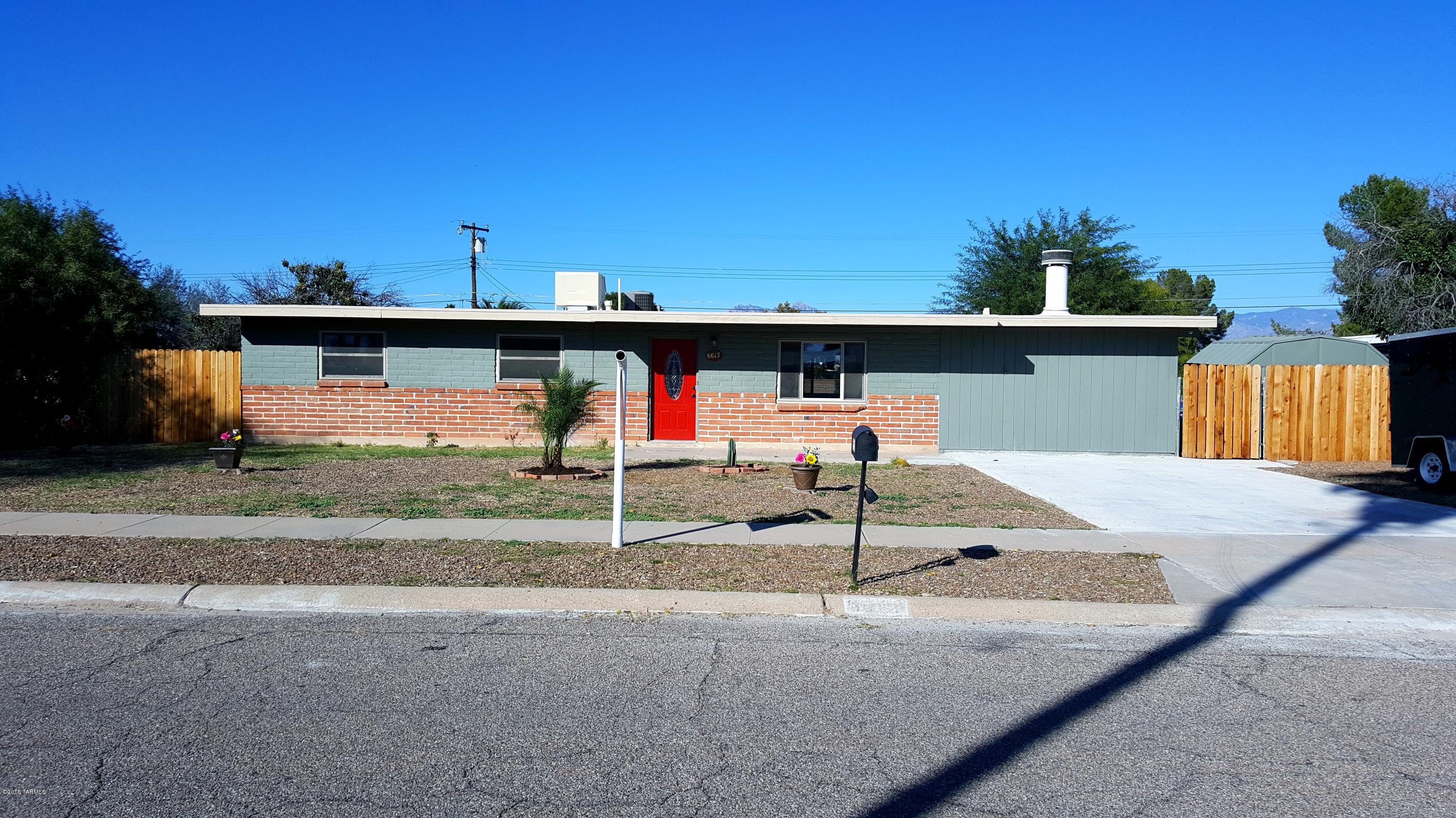 Beautifully updated 3 bedroom, 2 bathroom home with a great open floor plan located in desirable Terra Del Sol neighborhood! The kitchen is gorgeous with granite counters, new cabinets, SS appliances, and tile throughout.  Master suite is large and offers a private custom tiled shower! The Backyard features a large covered patio to enjoy the mountain views. This home has been expertly remodeled and won't last long!

Agent is related to seller.