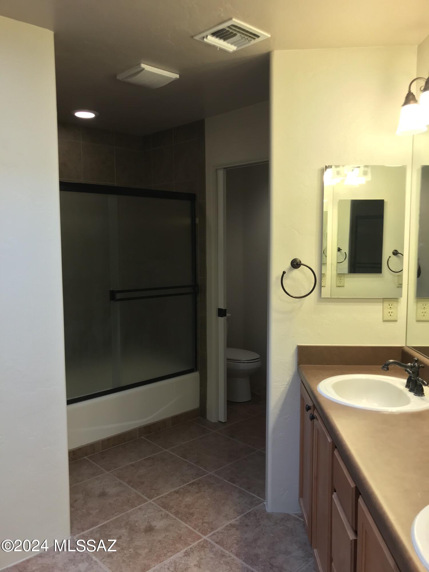 Olsen Condominiums Units 1-18 - Residential Lease