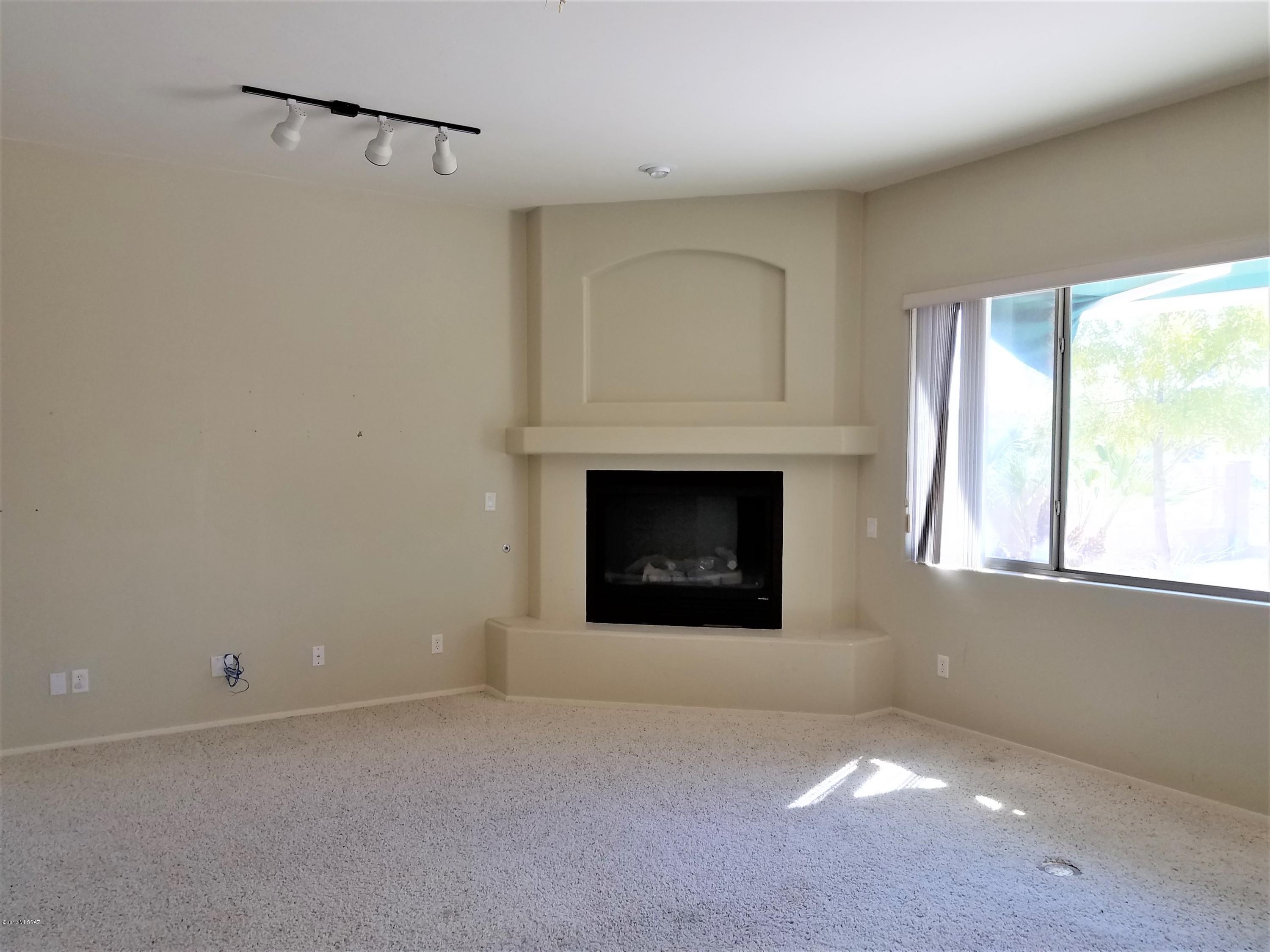 Rancho Del Lago (541-607) - Residential