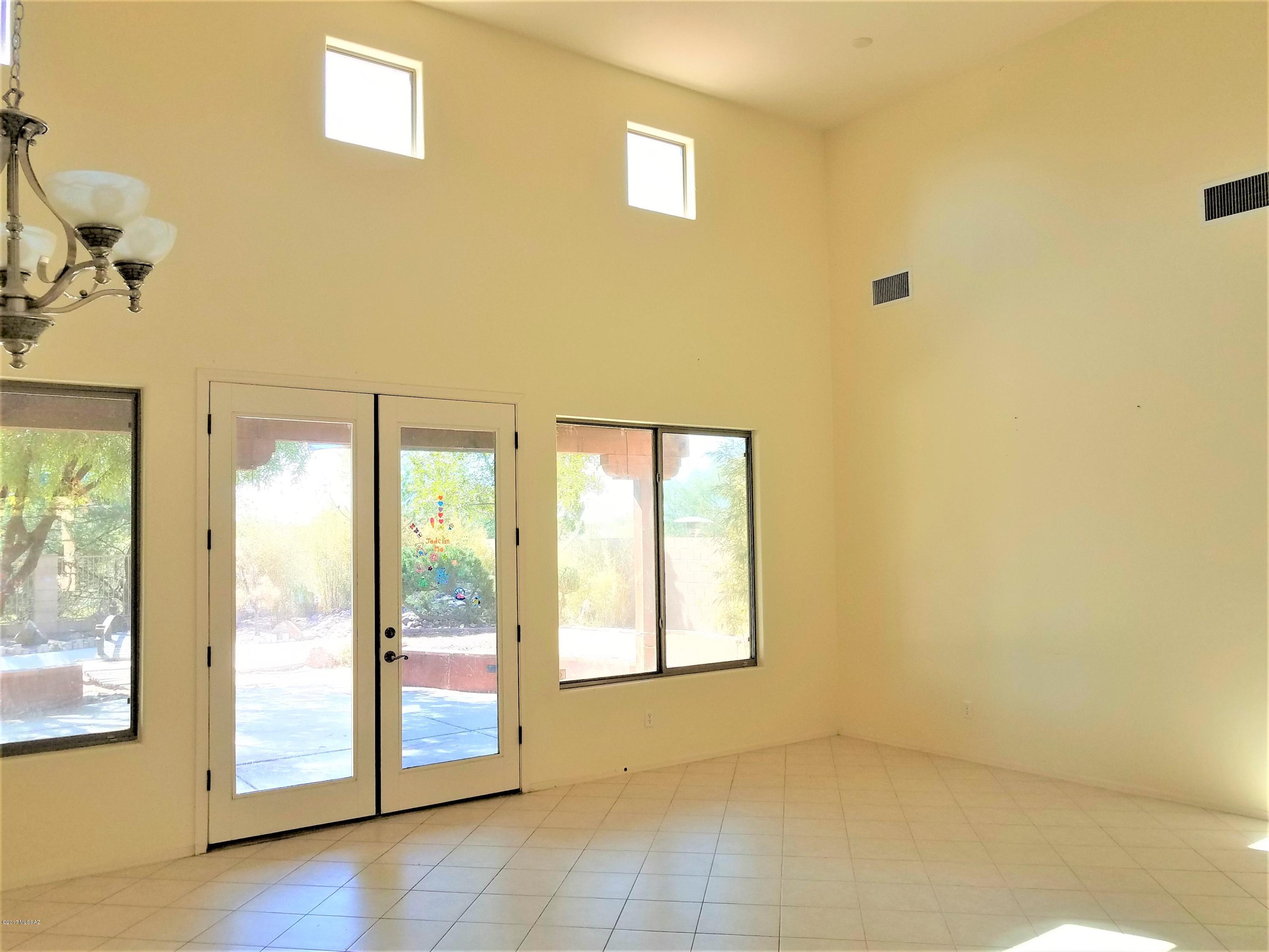 Rancho Del Lago (541-607) - Residential