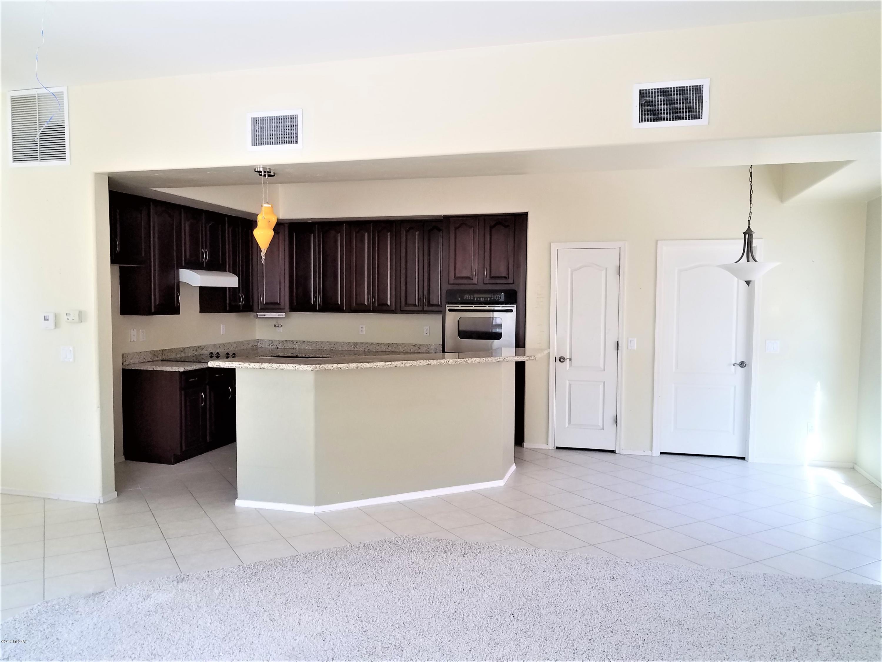 Rancho Del Lago (541-607) - Residential