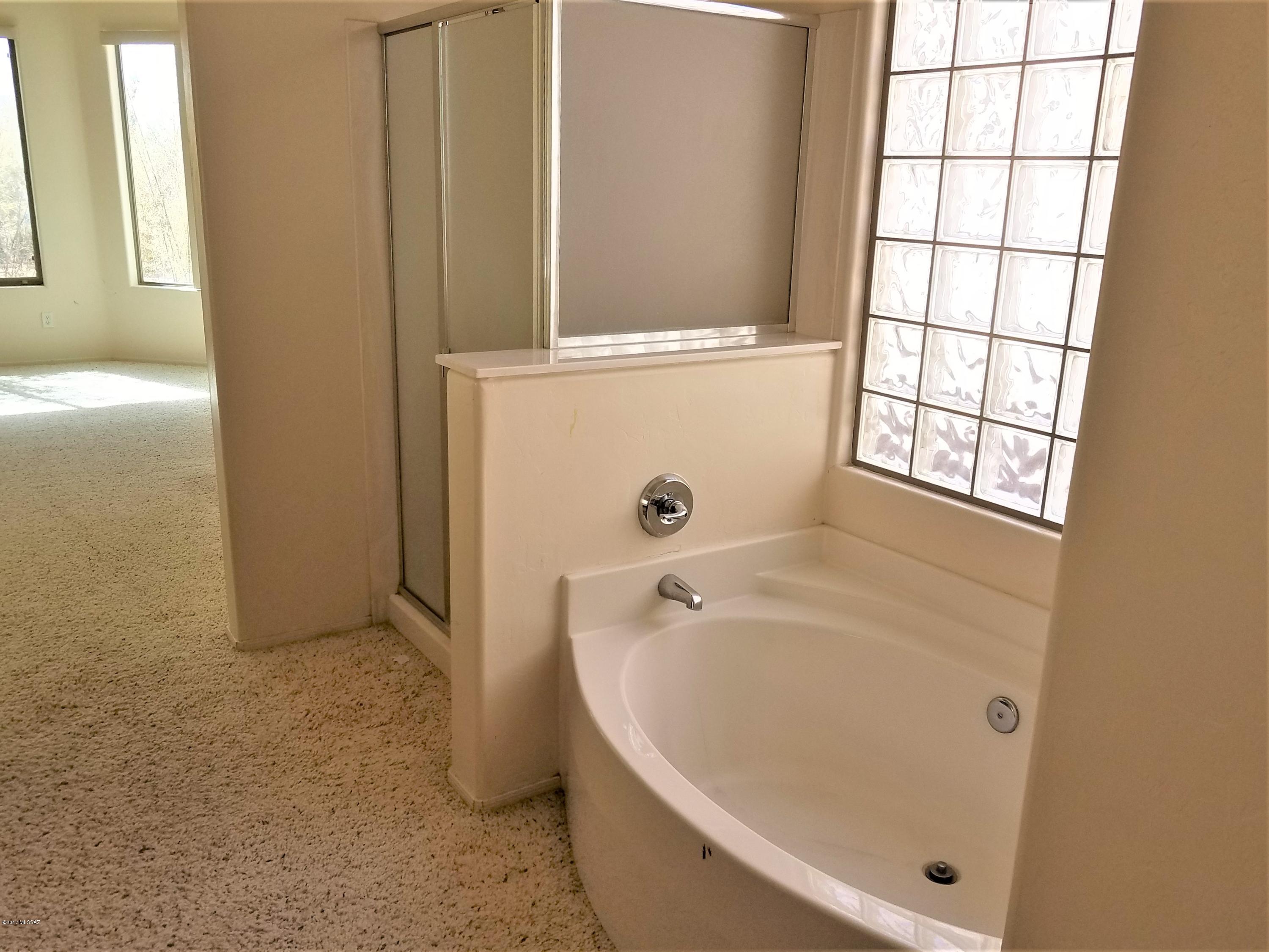 Rancho Del Lago (541-607) - Residential