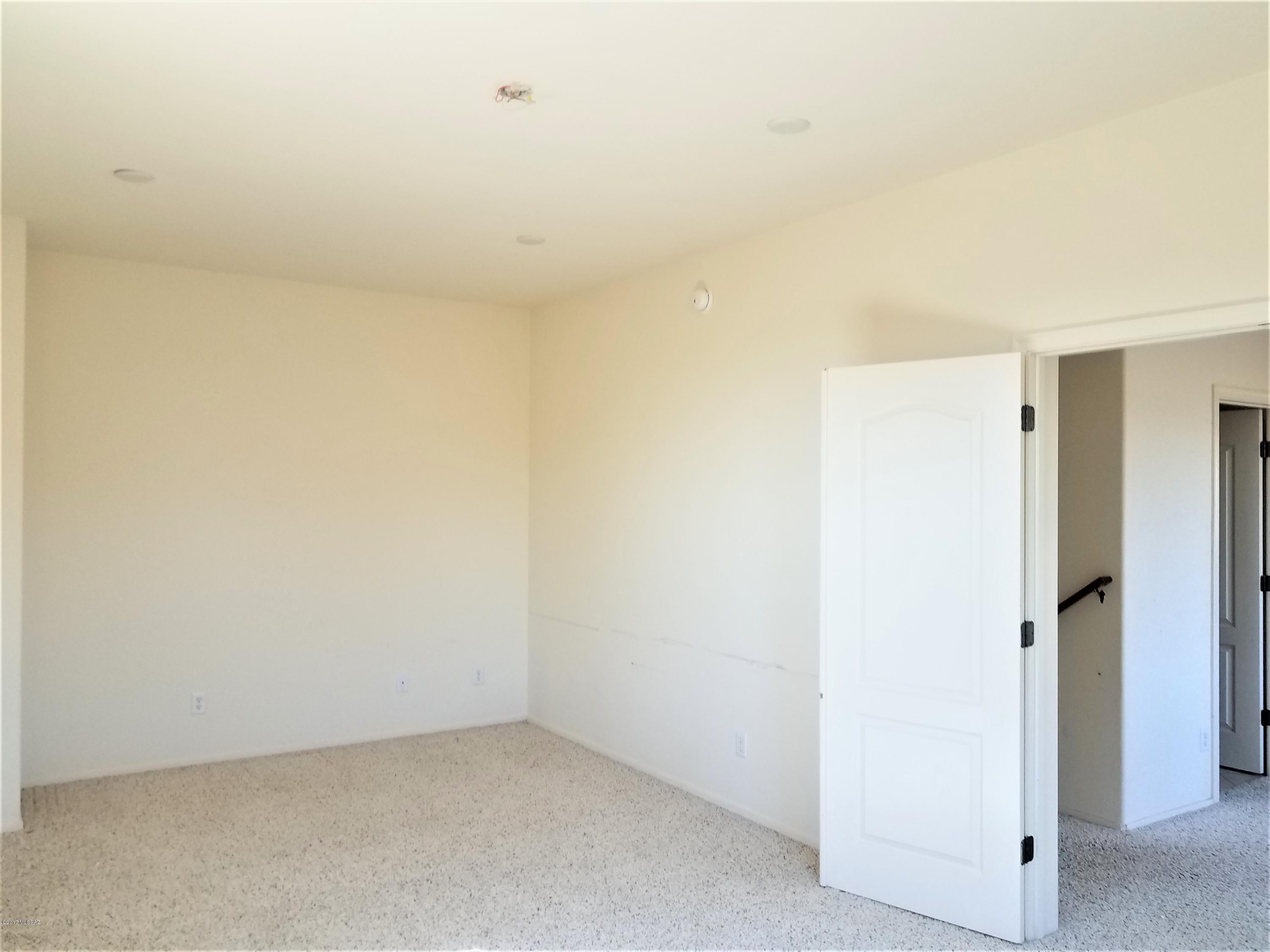 Rancho Del Lago (541-607) - Residential