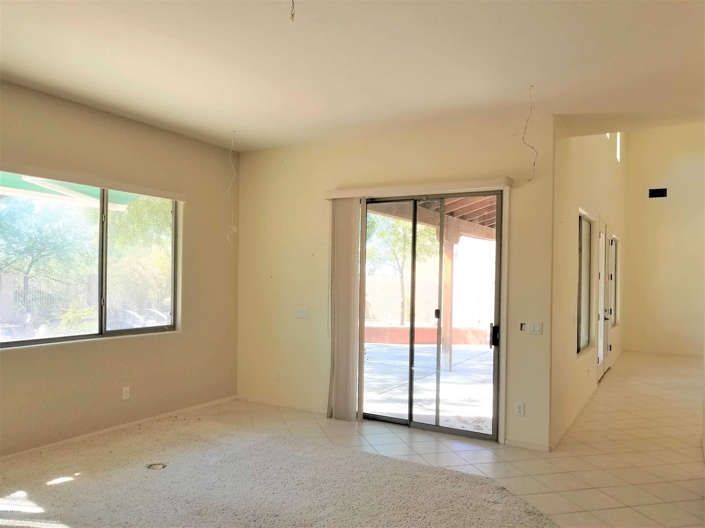 Rancho Del Lago (541-607) - Residential