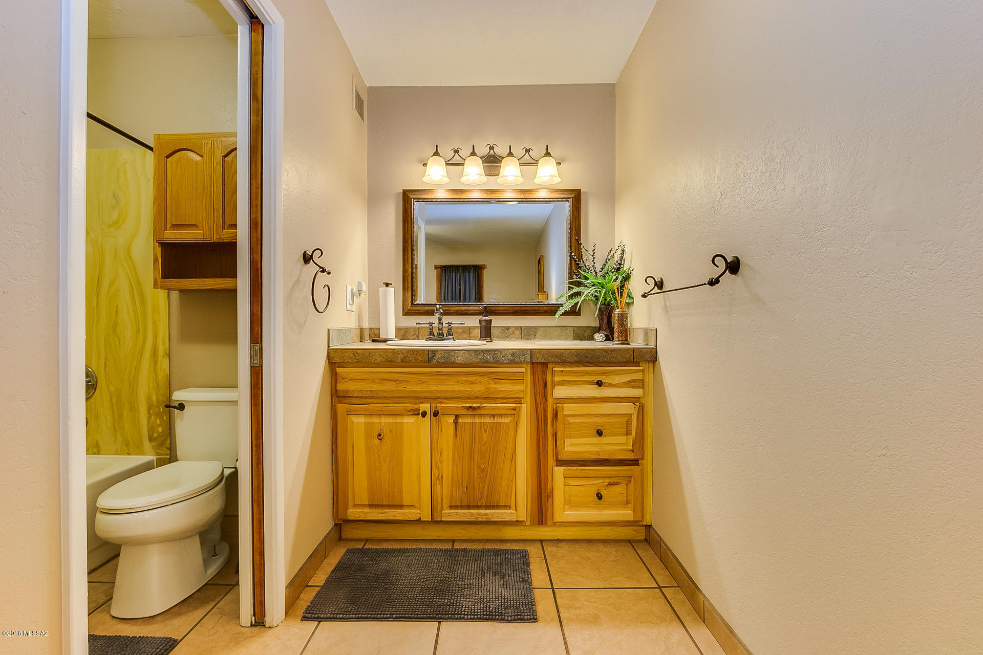Vista Del Oro Townhouses (1-33) - Residential