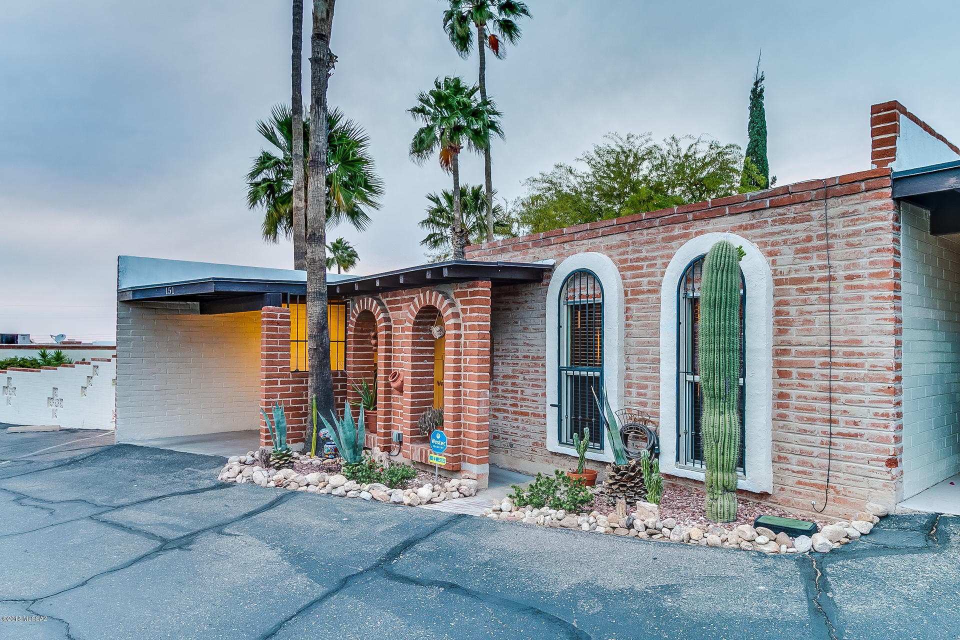 Vista Del Oro Townhouses (1-33) - Residential