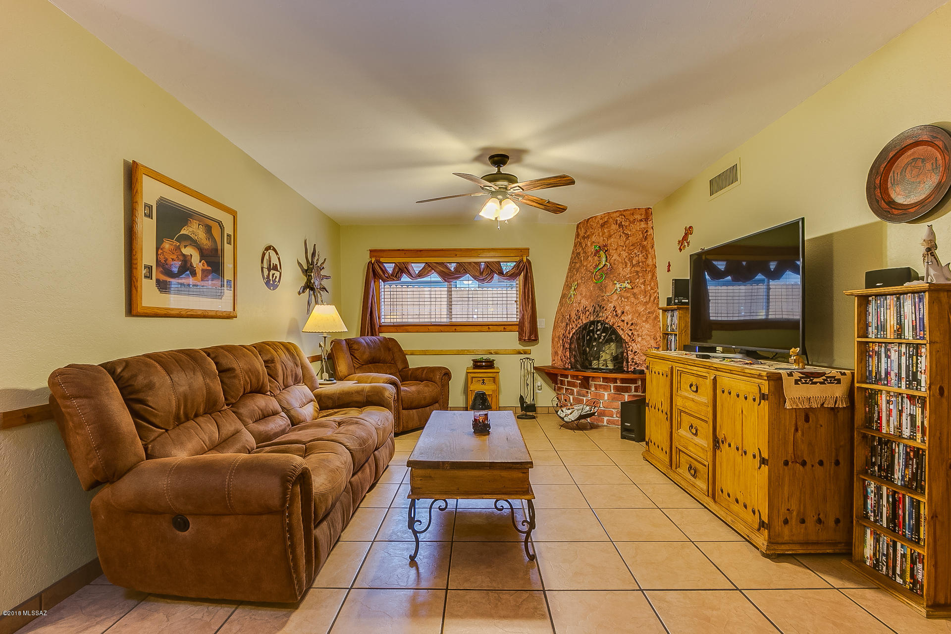 Vista Del Oro Townhouses (1-33) - Residential