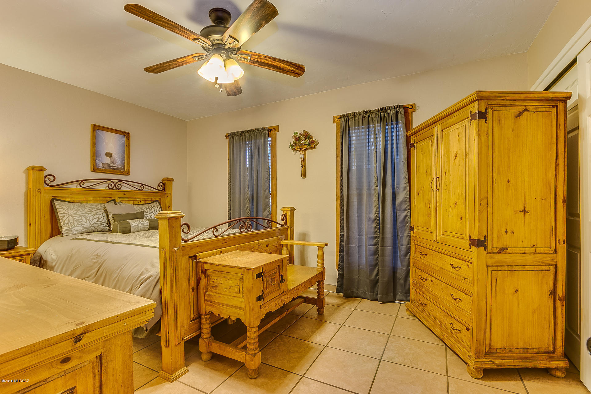 Vista Del Oro Townhouses (1-33) - Residential