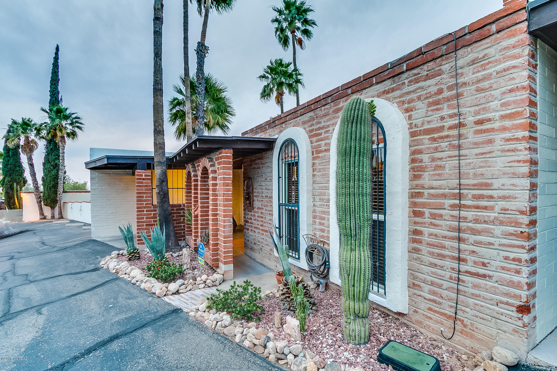 Vista Del Oro Townhouses (1-33) - Residential