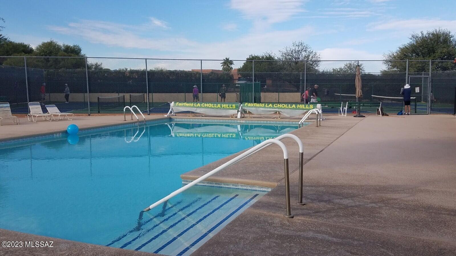 La Cholla Hills(1-313) - Residential